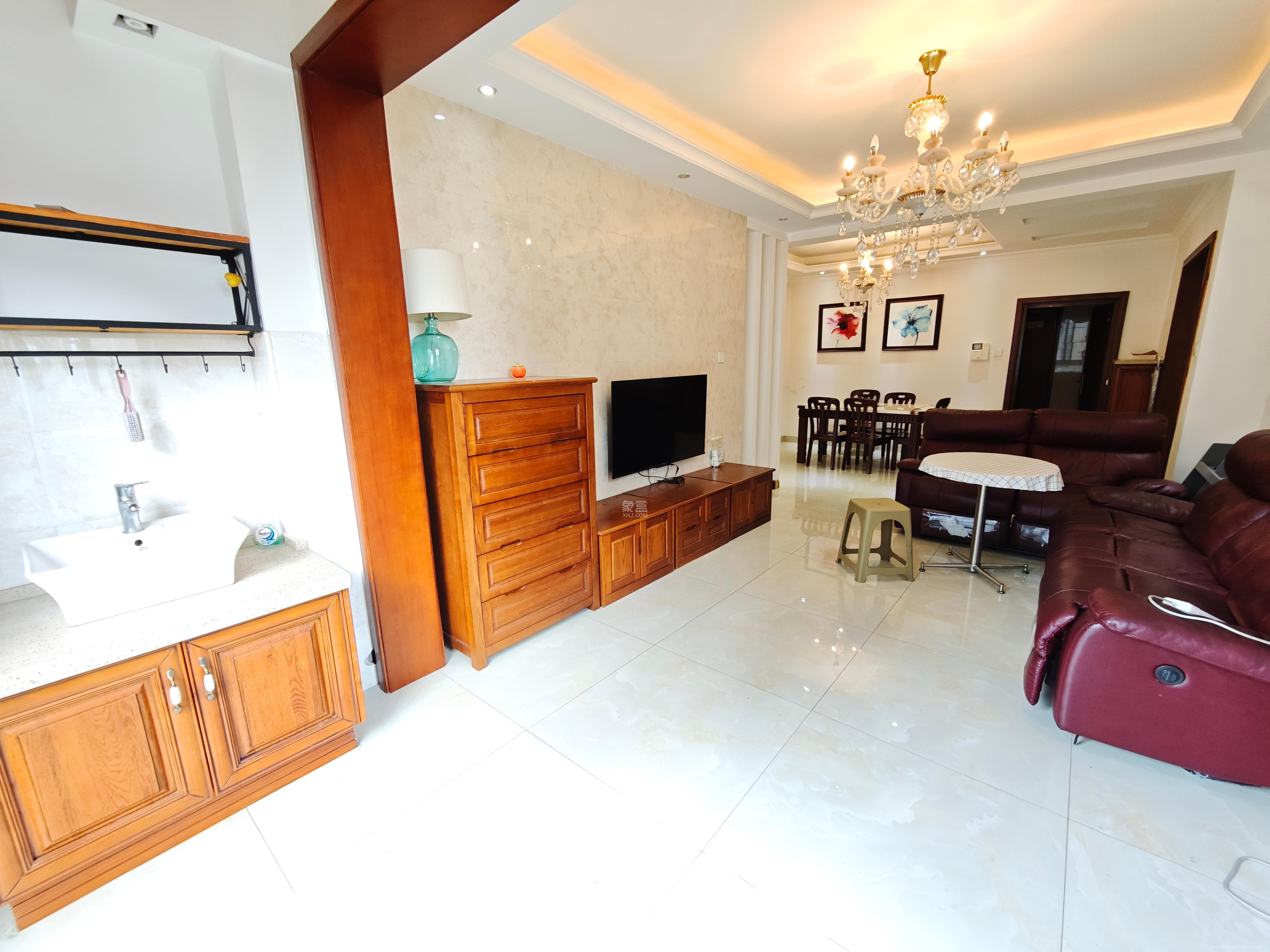 新华都万家城 2室2厅1卫 2000.0元/月 新华都万家城 2室2厅1卫 2000.0元/月室内图