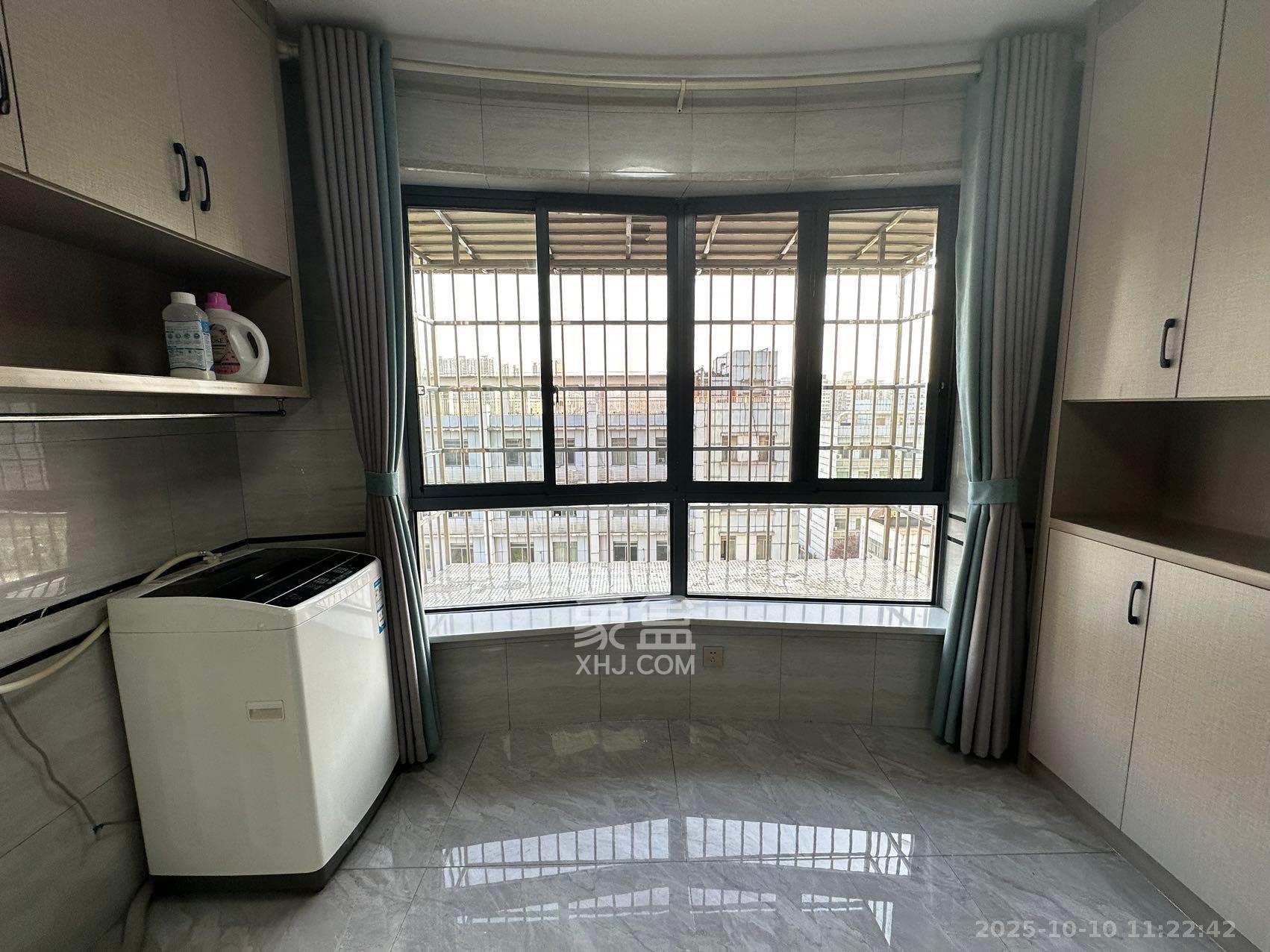 嘉雨兴园  2室1厅1卫    2800.0元/月 嘉雨兴园  2室1厅1卫    2800.0元/月室内图