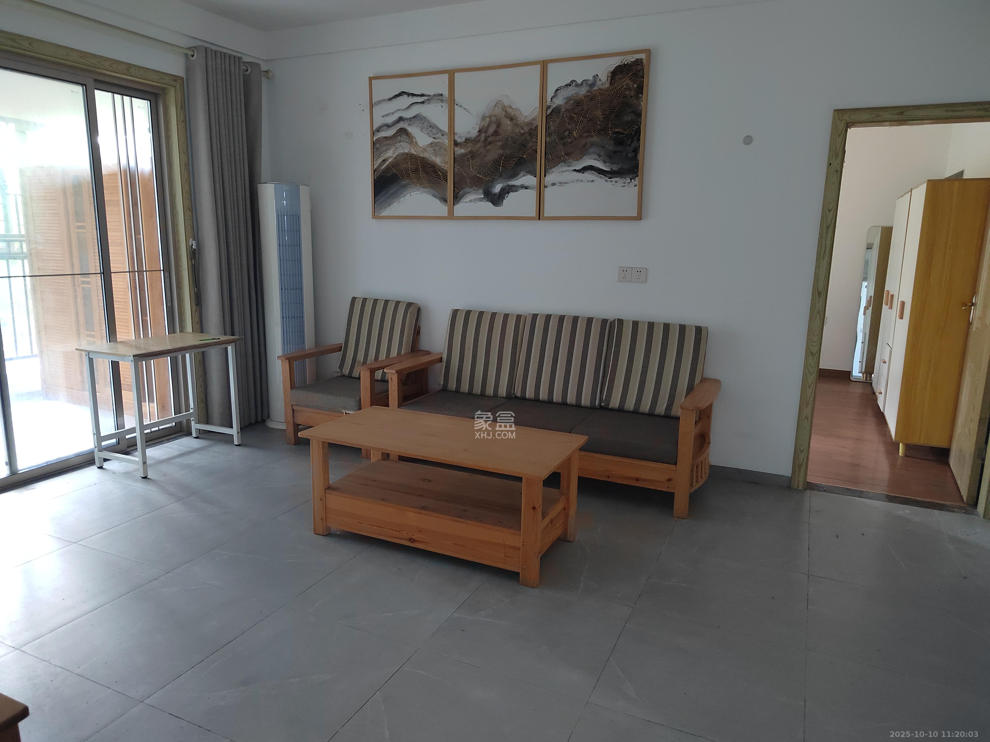 湘域熙岸 3室2厅2卫 3600.0元/月 湘域熙岸 3室2厅2卫 3600.0元/月室内图