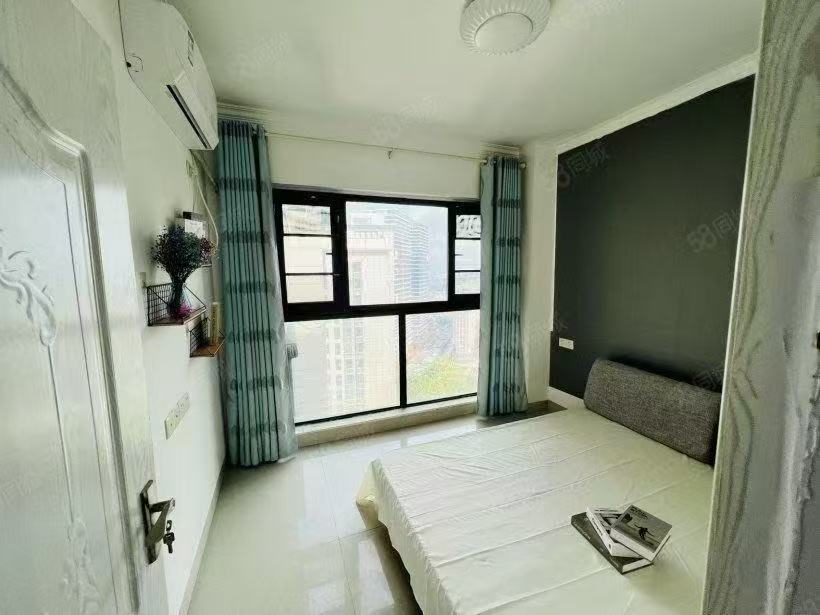 华盛中央公园  2室2厅1卫    1700.0元/月 华盛中央公园  2室2厅1卫    1700.0元/月室内图