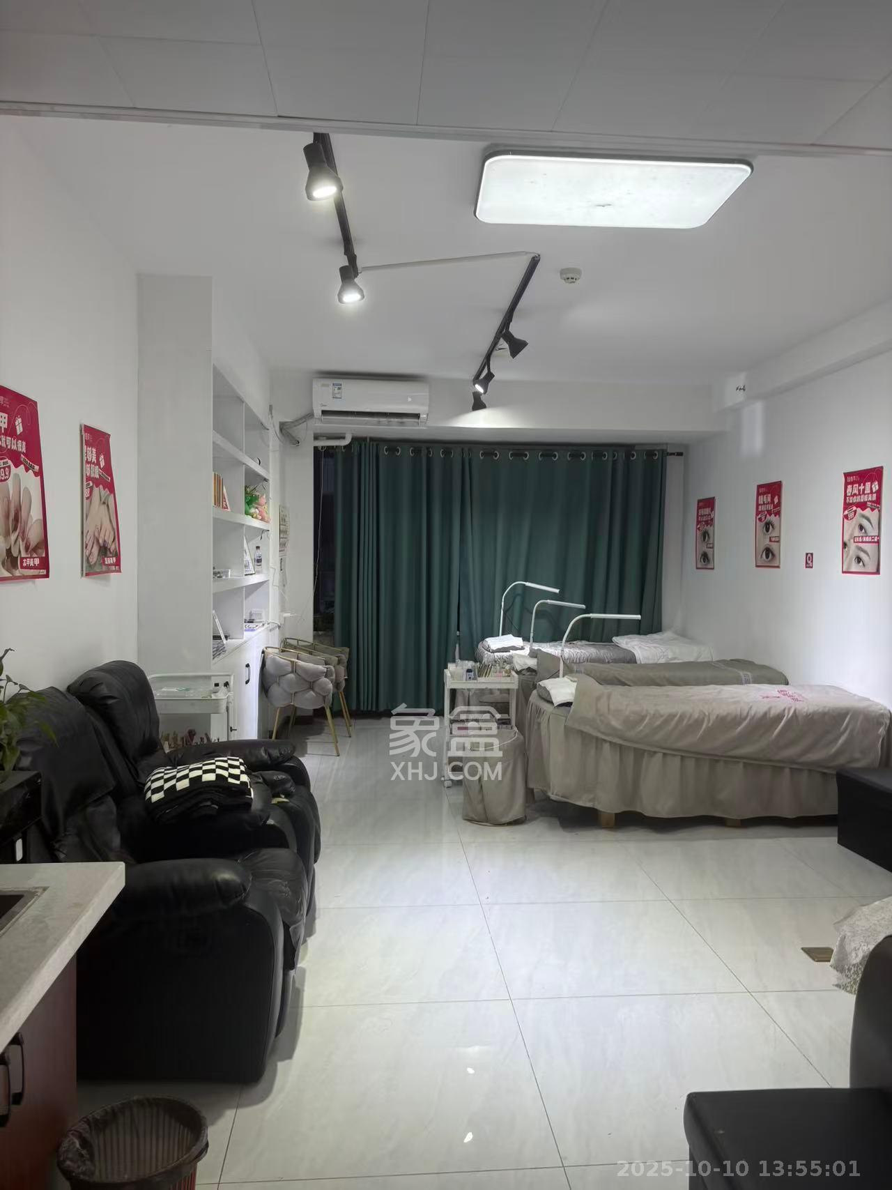 世景国际广场 1室1厅1卫 4000.0元/月 世景国际广场 1室1厅1卫 4000.0元/月室内图