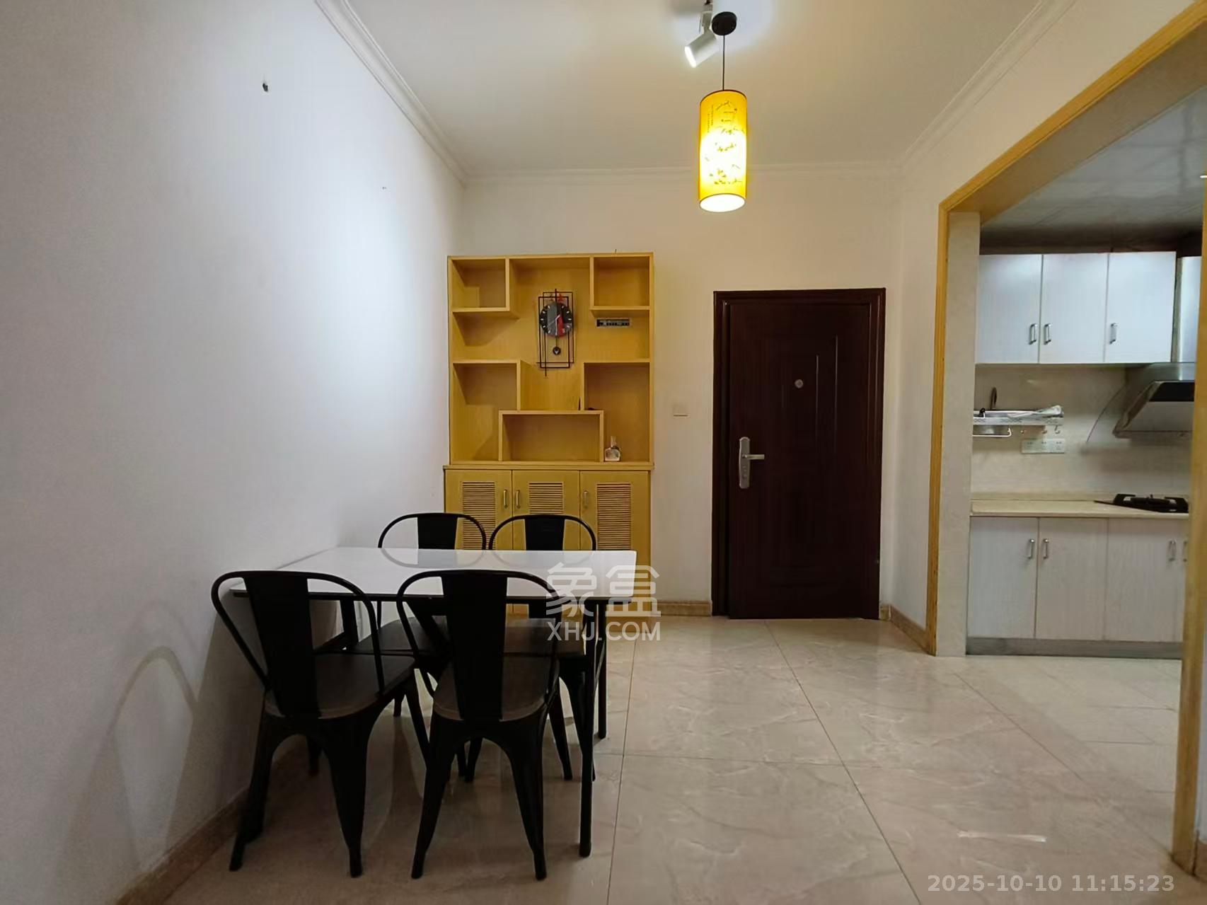 恒生碧水龙庭 3室2厅1卫 2000.0元/月 恒生碧水龙庭 3室2厅1卫 2000.0元/月室内图