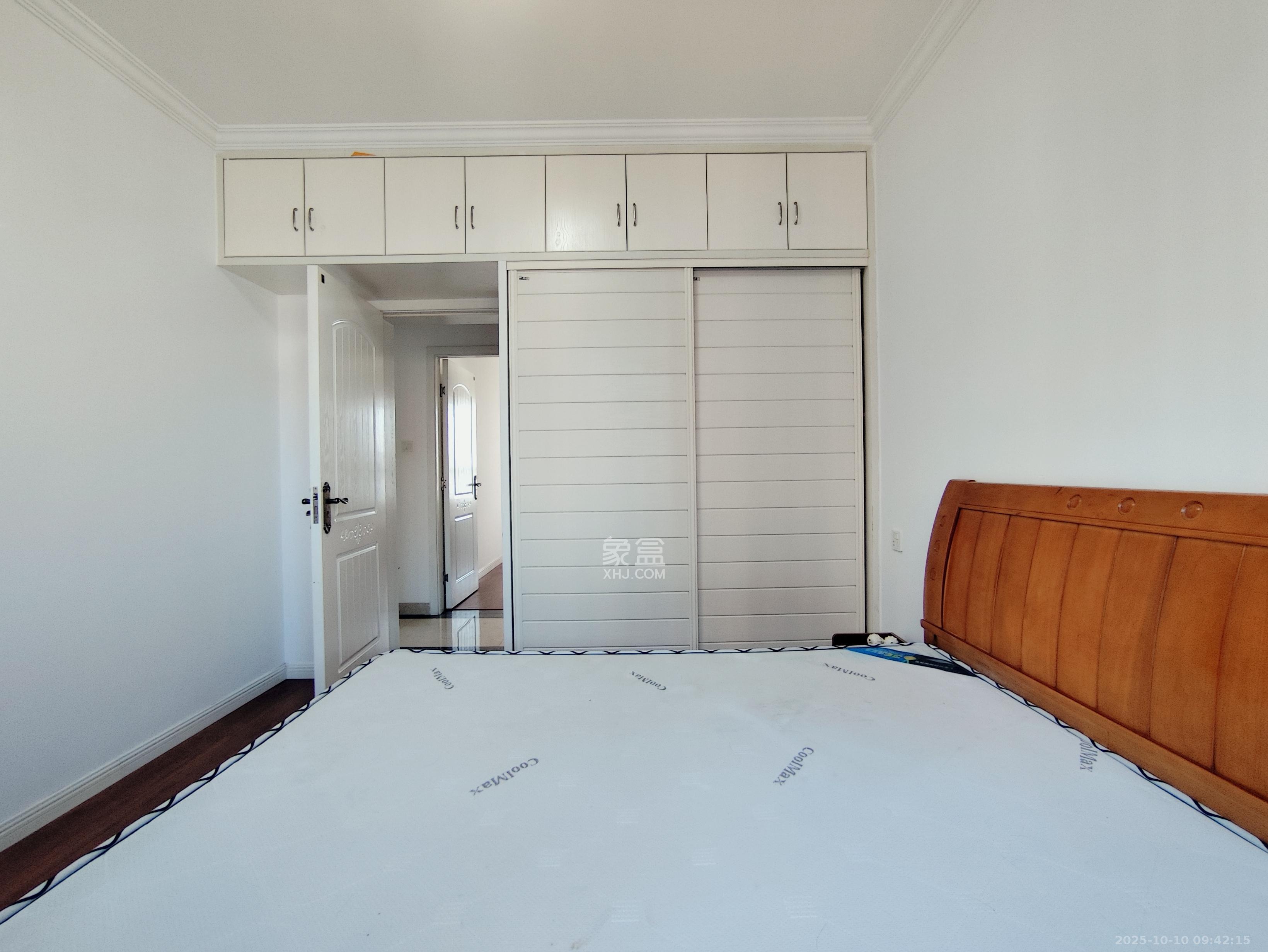 辉宏橄榄城 4室2厅2卫 2200.0元/月 辉宏橄榄城 4室2厅2卫 2200.0元/月室内图