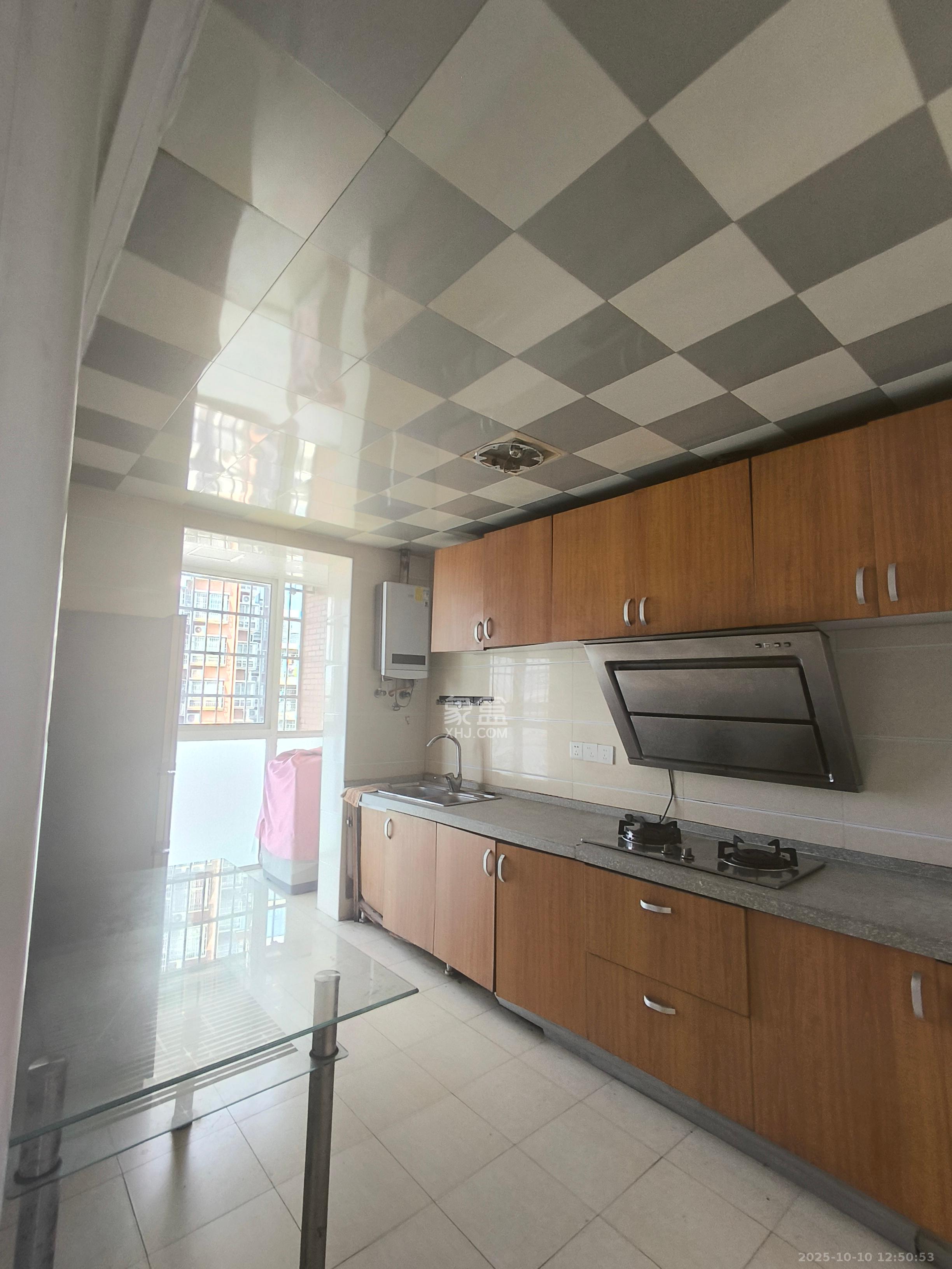 弘欣公寓  2室1厅1卫    1800.0元/月 弘欣公寓  2室1厅1卫    1800.0元/月室内图