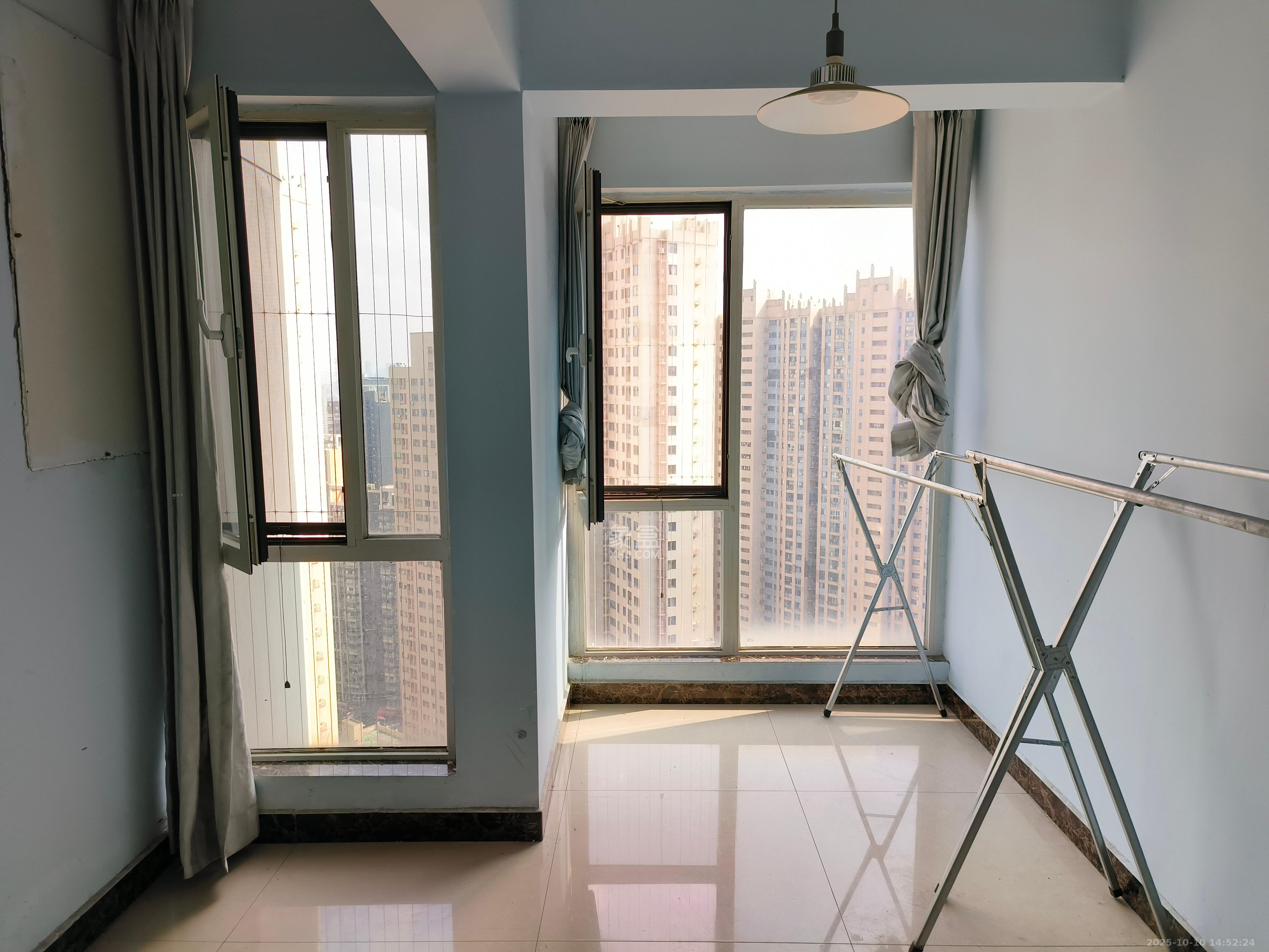 北辰三角洲E3区 3室2厅2卫 3500.0元/月 北辰三角洲E3区 3室2厅2卫 3500.0元/月室内图