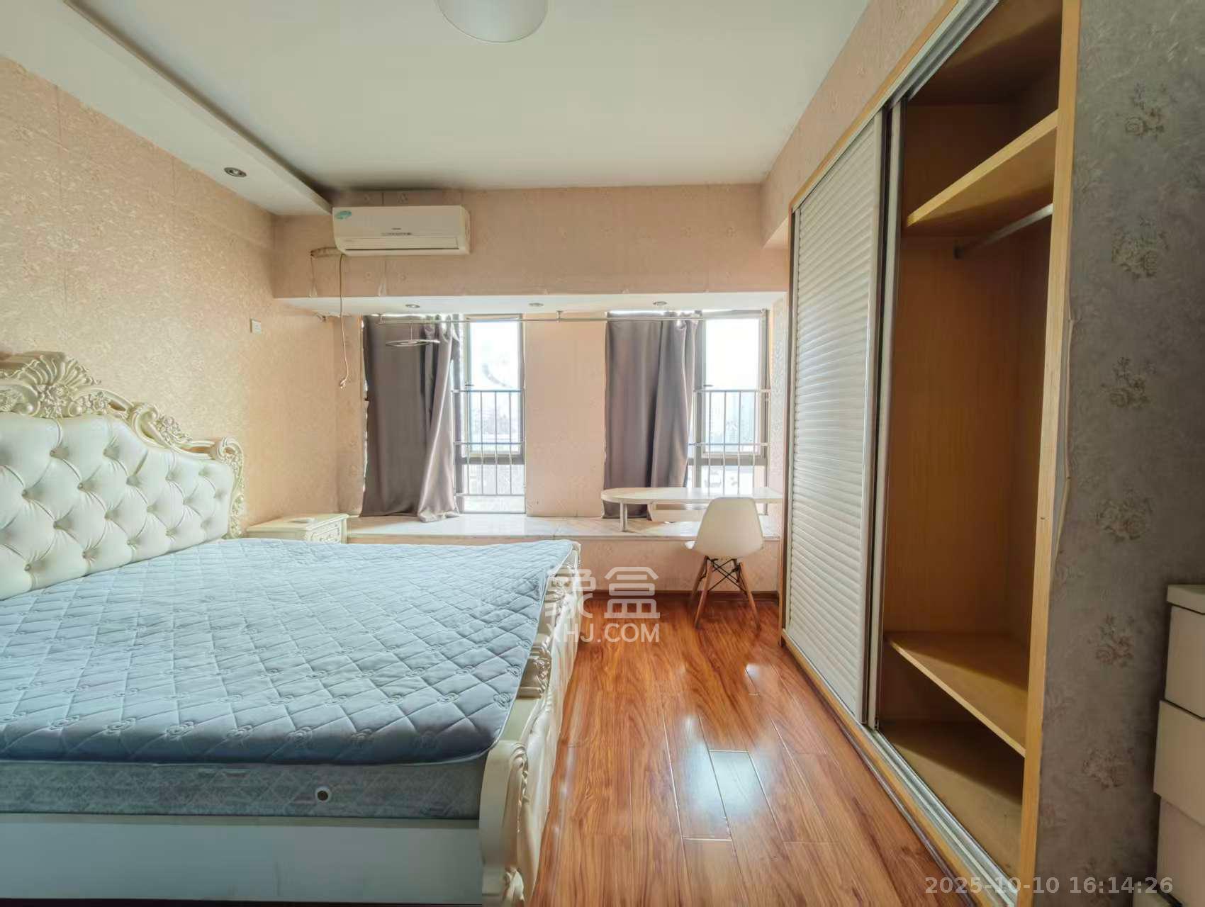 摩天一号  1室1厅1卫    1600.0元/月室内图