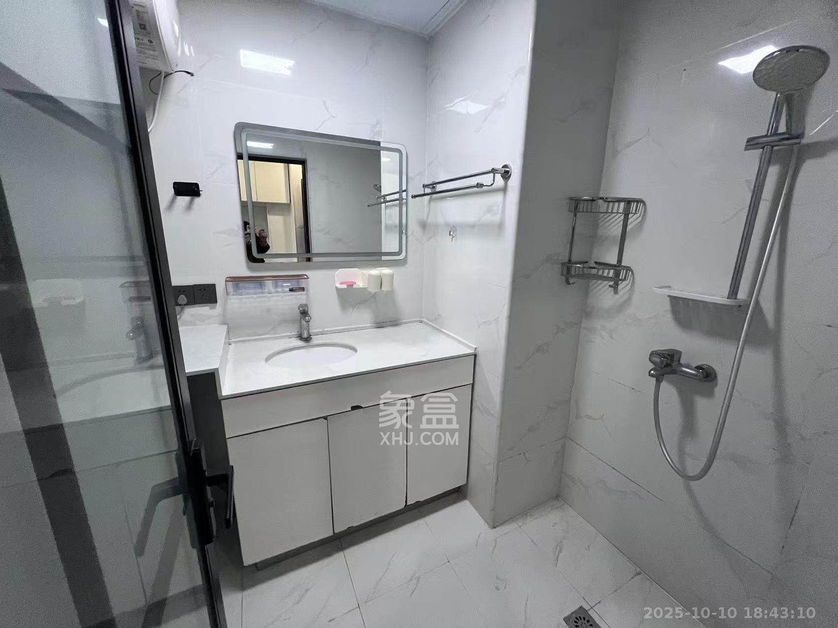 中建悦和城  1室1厅1卫    1600.0元/月室内图