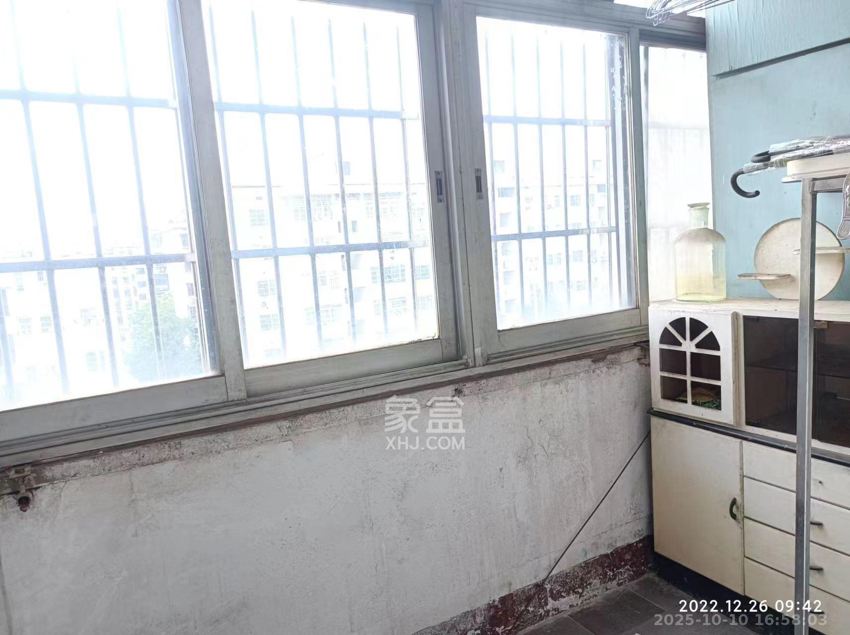 狮子山一片  2室1厅1卫    1000.0元/月 狮子山一片  2室1厅1卫    1000.0元/月室内图