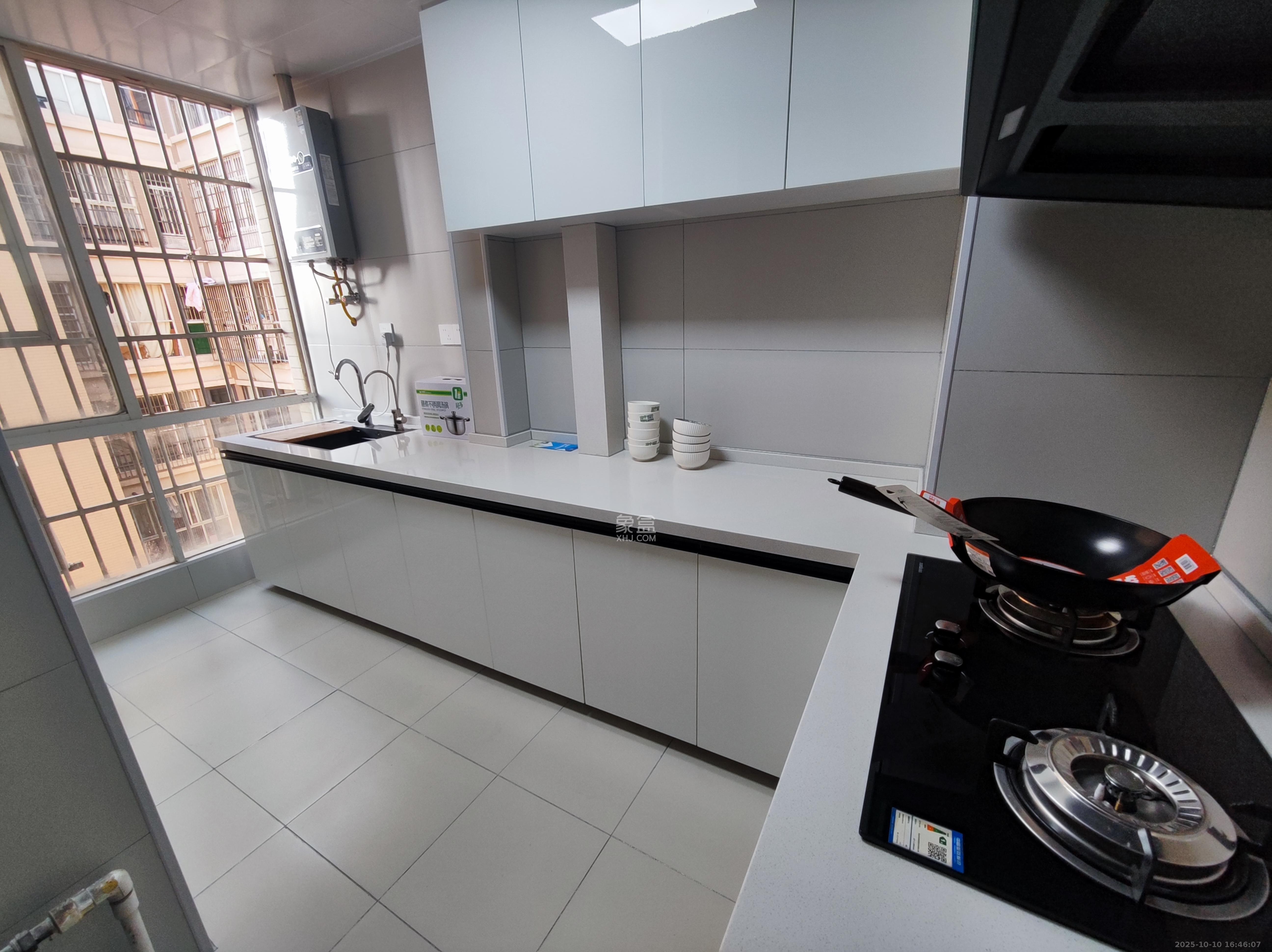 上河国际C区 2室2厅1卫 2500.0元/月 上河国际C区 2室2厅1卫 2500.0元/月室内图