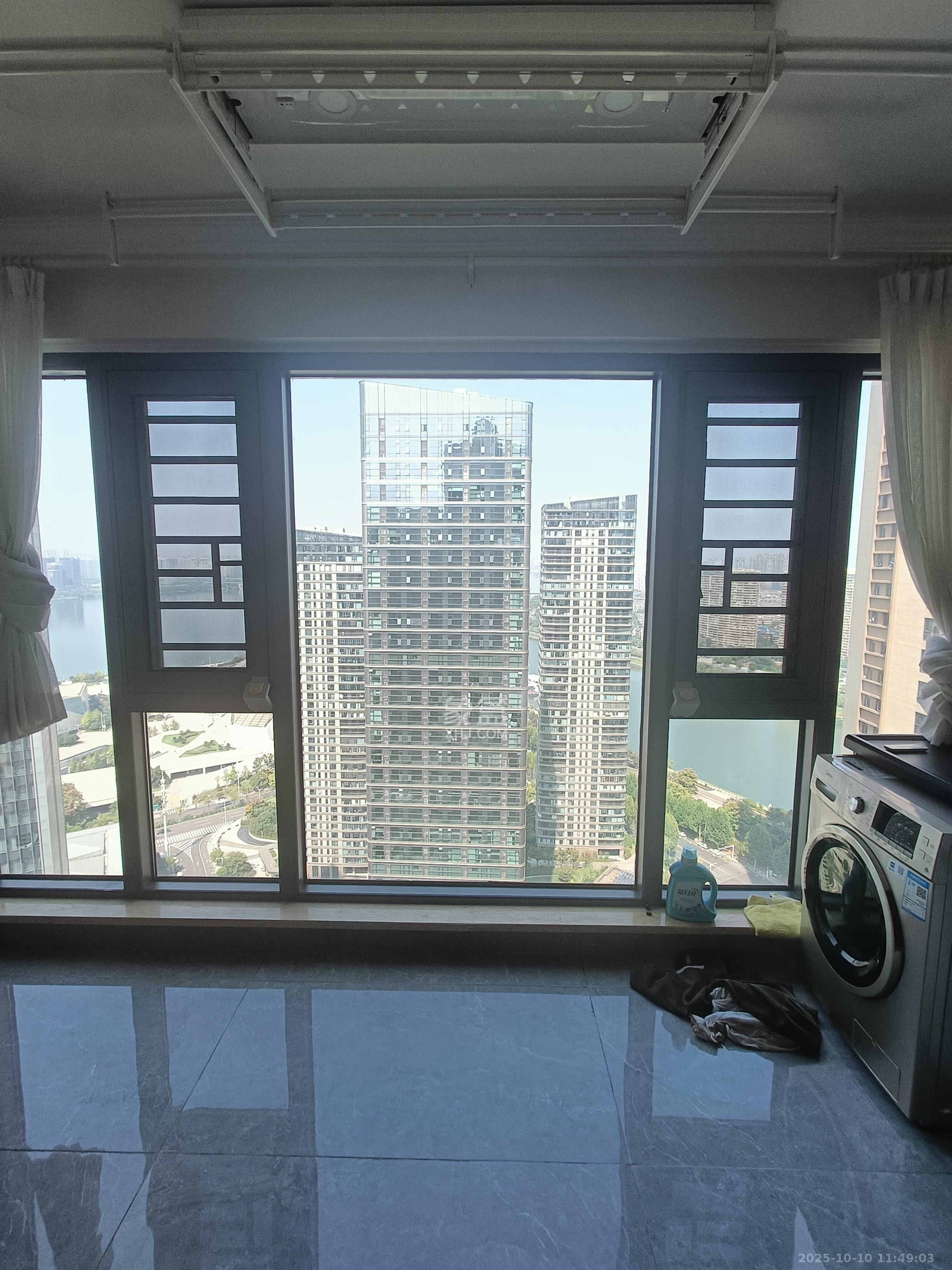 北辰三角洲C2区  3室2厅1卫    3800.0元/月室内图