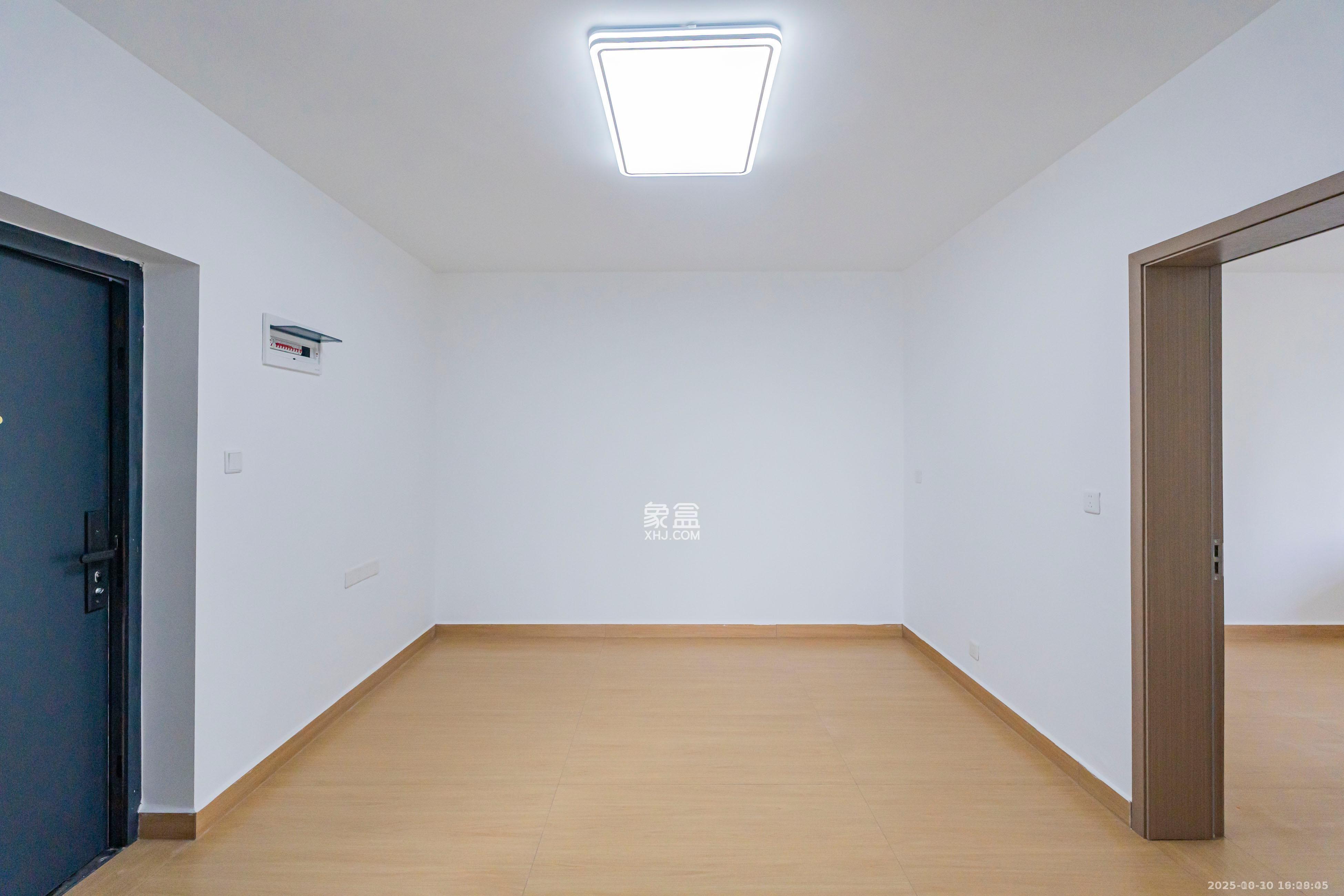 兴通园公寓  2室1厅1卫    1600.0元/月 兴通园公寓  2室1厅1卫    1600.0元/月室内图