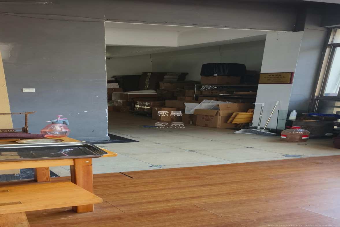 高桥茶叶市场(万家丽路) 1室1厅1卫 2200.0元/月 高桥茶叶市场(万家丽路) 1室1厅1卫 2200.0元/月室内图