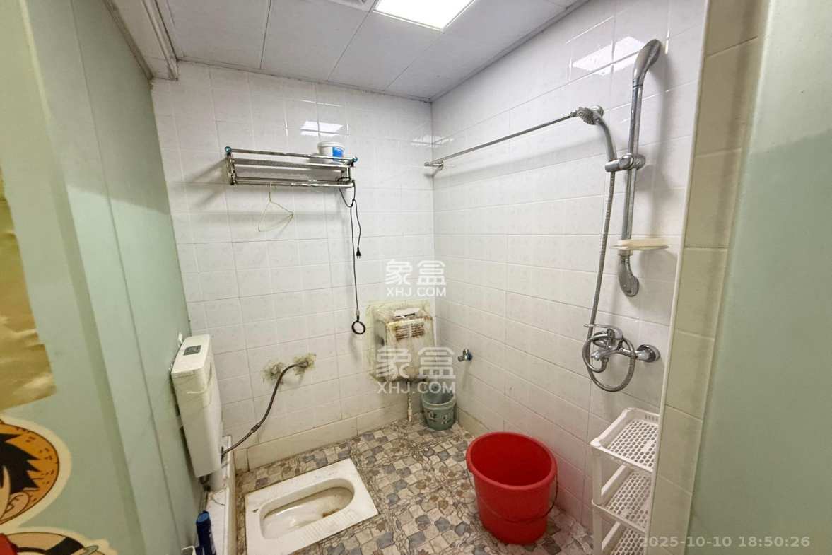 怡海星城 1室1厅1卫 900.0元/月 怡海星城 1室1厅1卫 900.0元/月室内图