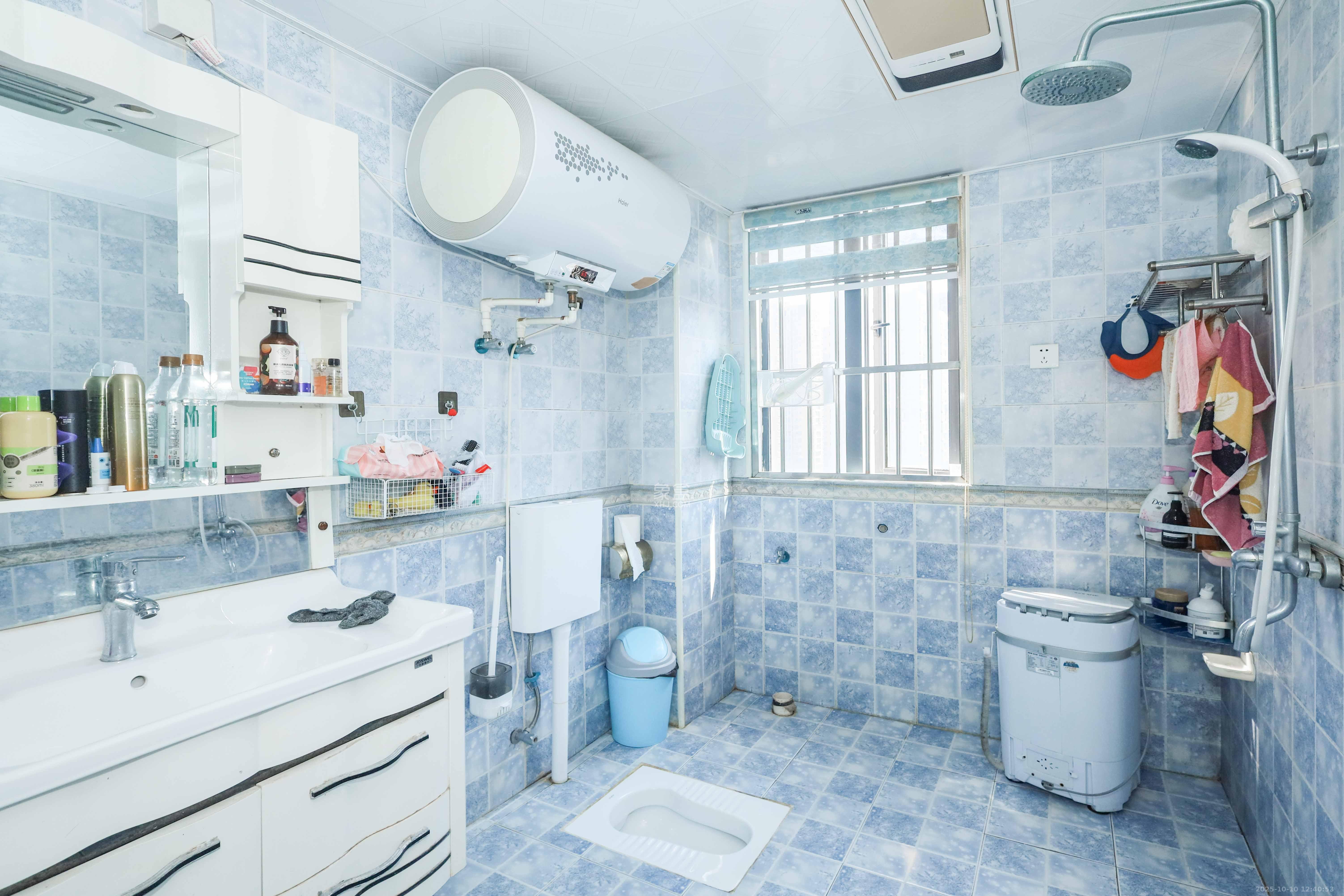 润芳园  4室2厅2卫    120.0万卫生间