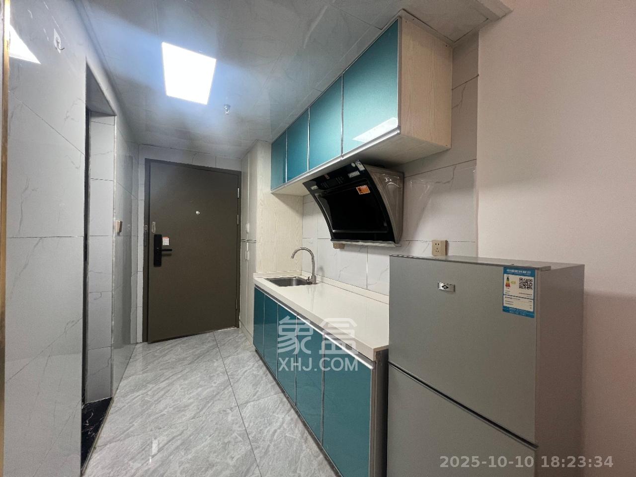 青年才郡(盈安大厦)  1室1厅1卫    1700.0元/月 青年才郡(盈安大厦)  1室1厅1卫    1700.0元/月室内图