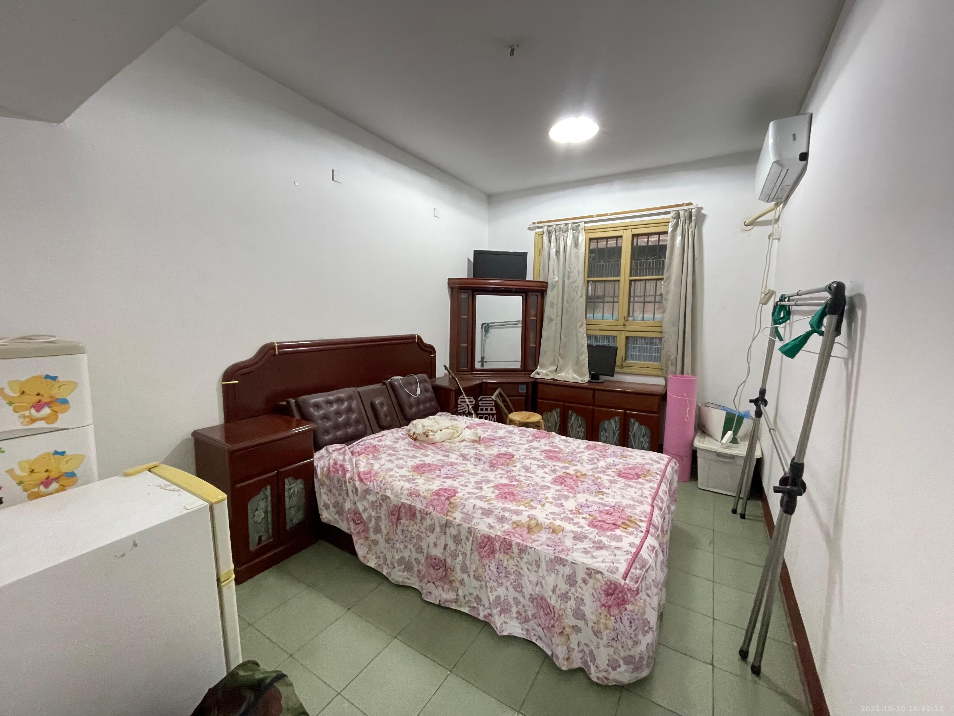 东瓜山二村 1室0厅0卫 1300.0元/月 东瓜山二村 1室0厅0卫 1300.0元/月室内图