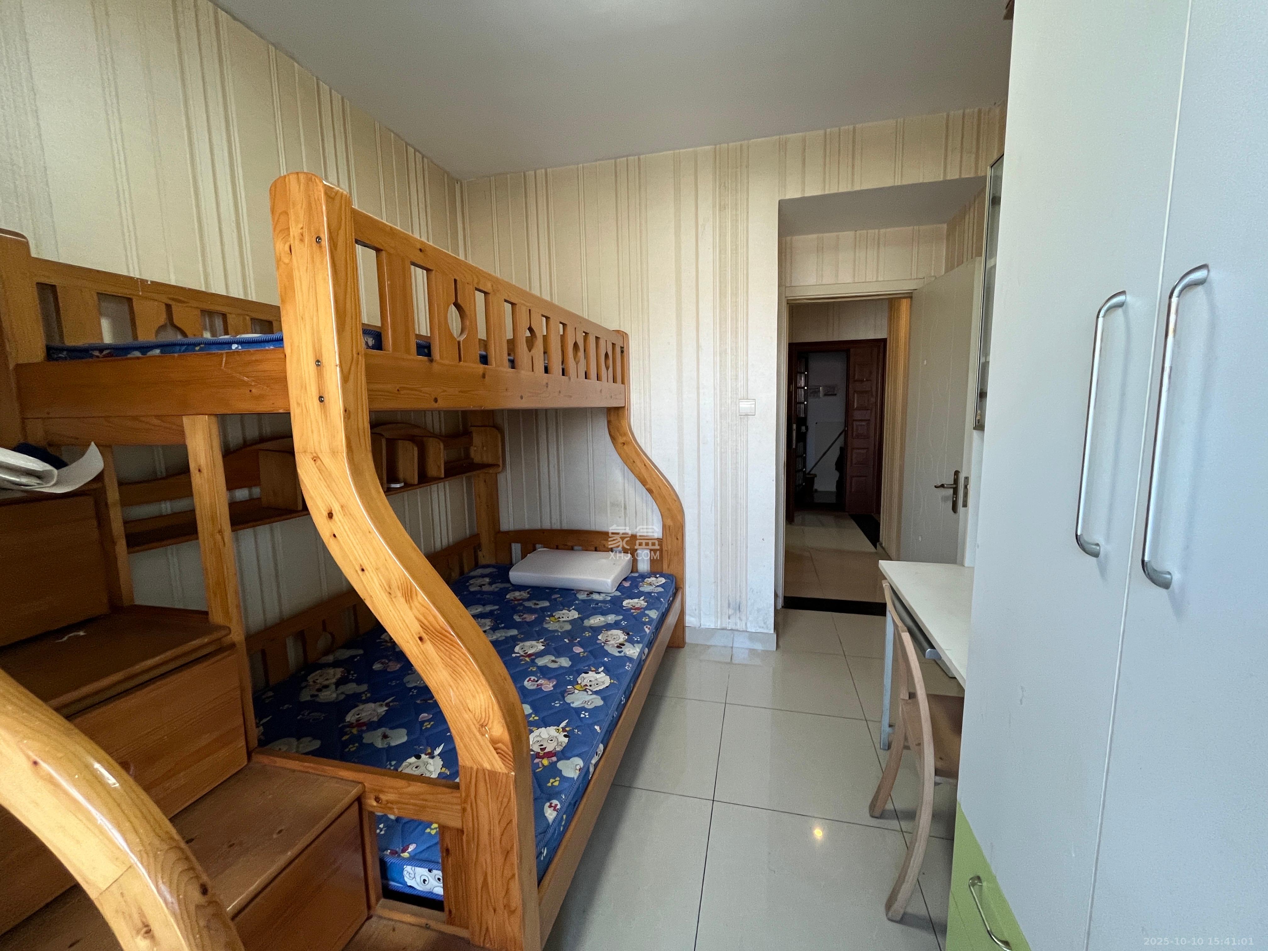 三重星都心  2室1厅1卫    2100.0元/月 三重星都心  2室1厅1卫    2100.0元/月室内图