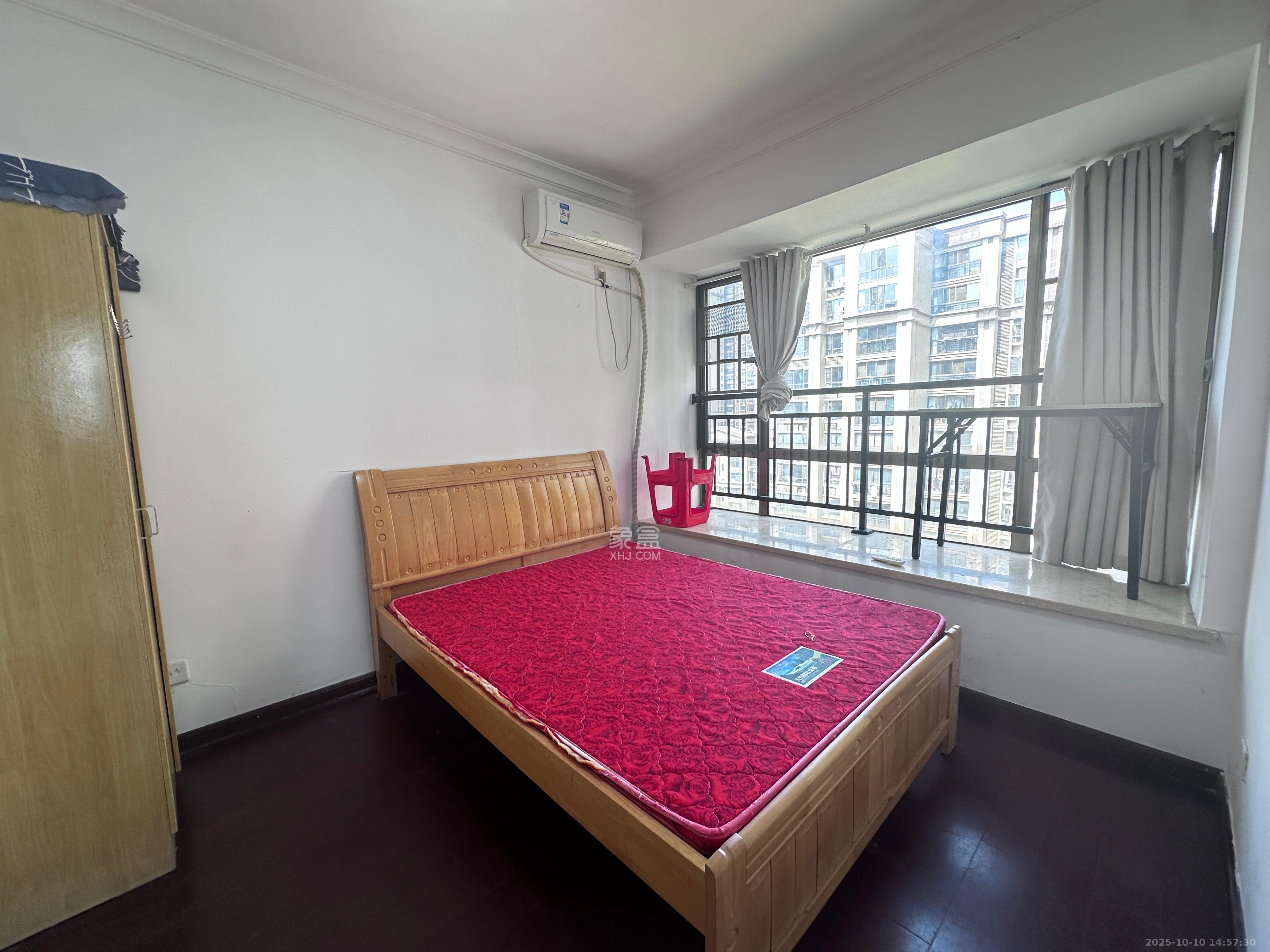 江山帝景雅典  3室2厅1卫    1999.0元/月 江山帝景雅典  3室2厅1卫    1999.0元/月室内图