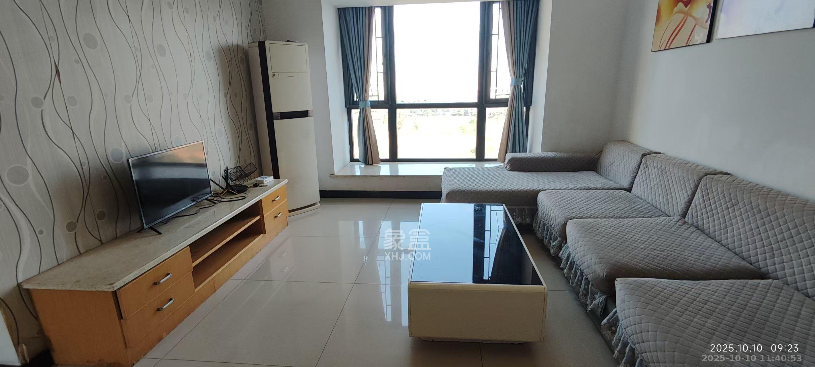 英郡年华 3室2厅2卫 2200.0元/月 英郡年华 3室2厅2卫 2200.0元/月室内图