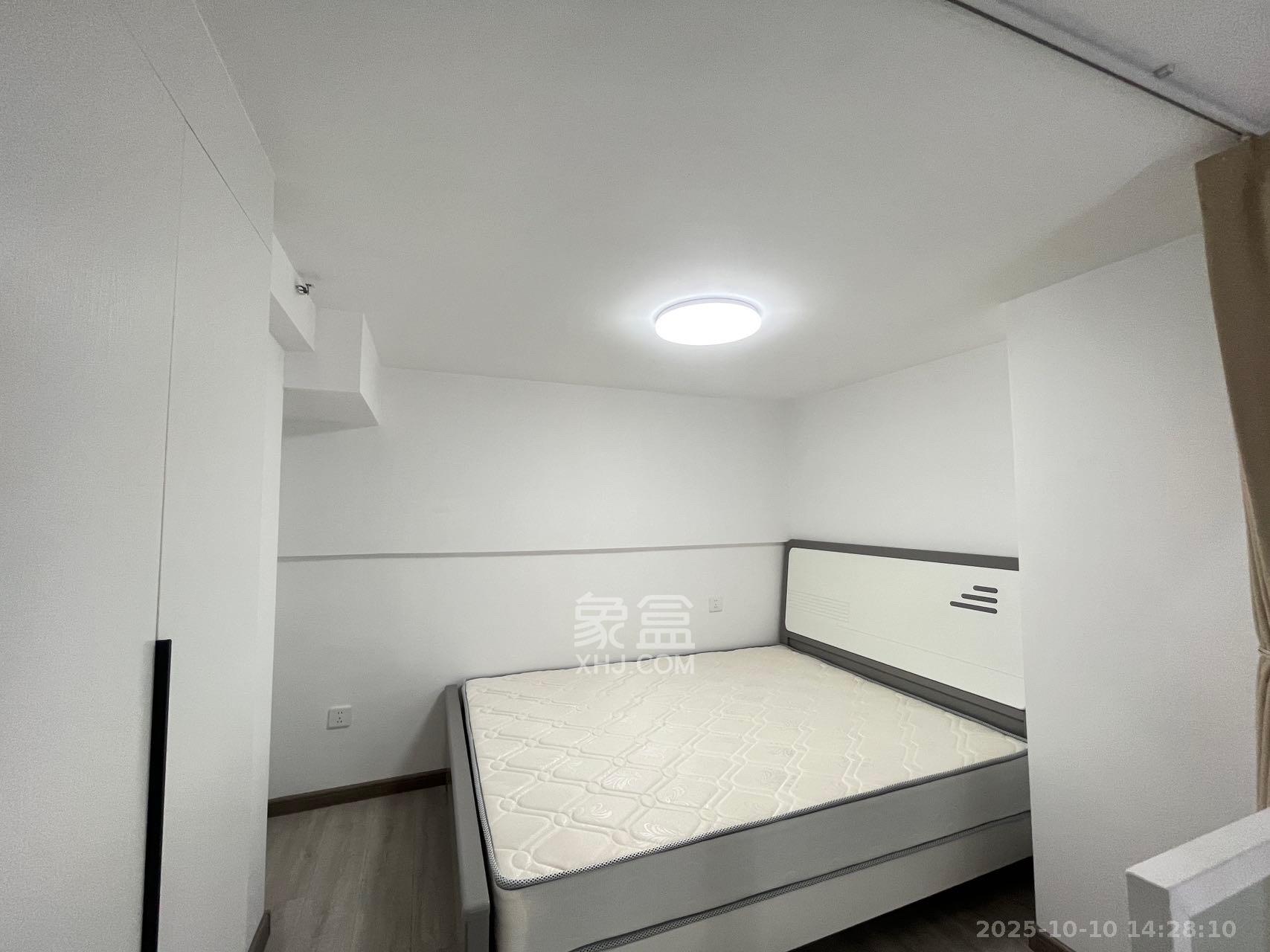 新城悦隽公园  2室1厅1卫    1600.0元/月室内图