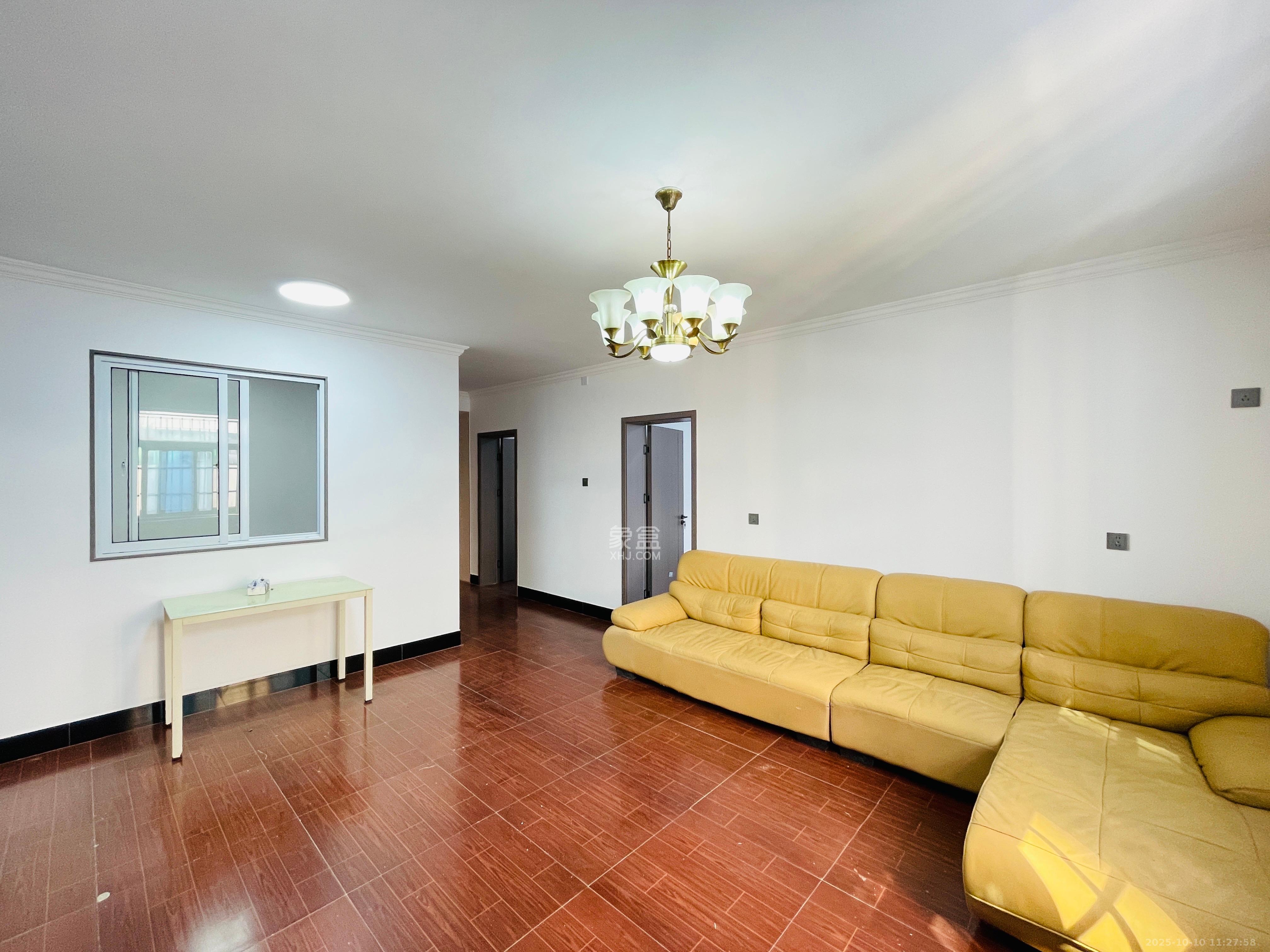 远东公寓  4室1厅2卫    2900.0元/月 远东公寓  4室1厅2卫    2900.0元/月室内图