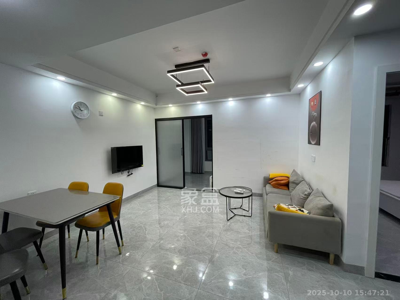 建发央著 2室1厅1卫 2700.0元/月 建发央著 2室1厅1卫 2700.0元/月室内图