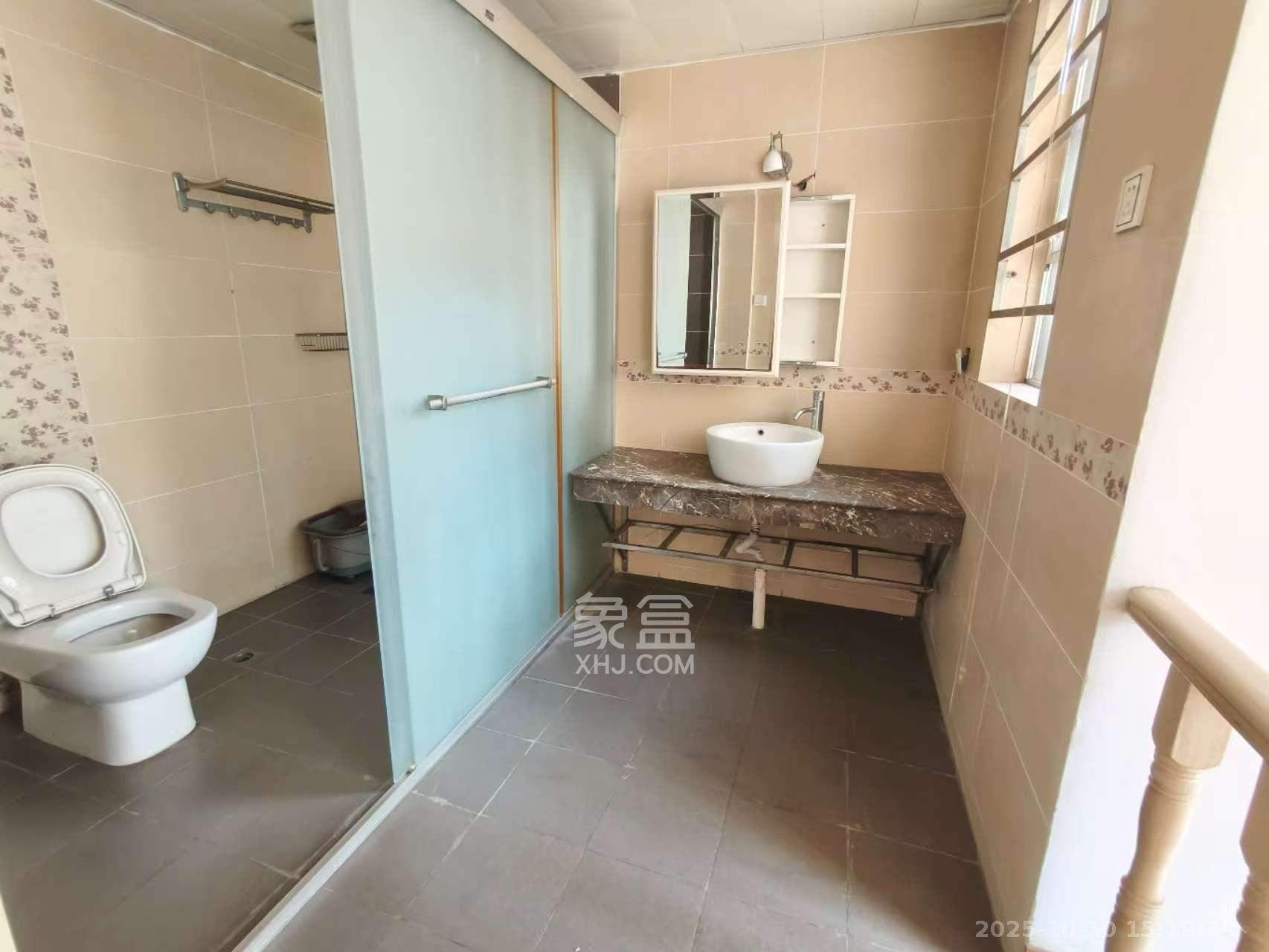 幸福里（幸福里一期）  5室2厅3卫    4800.0元/月室内图