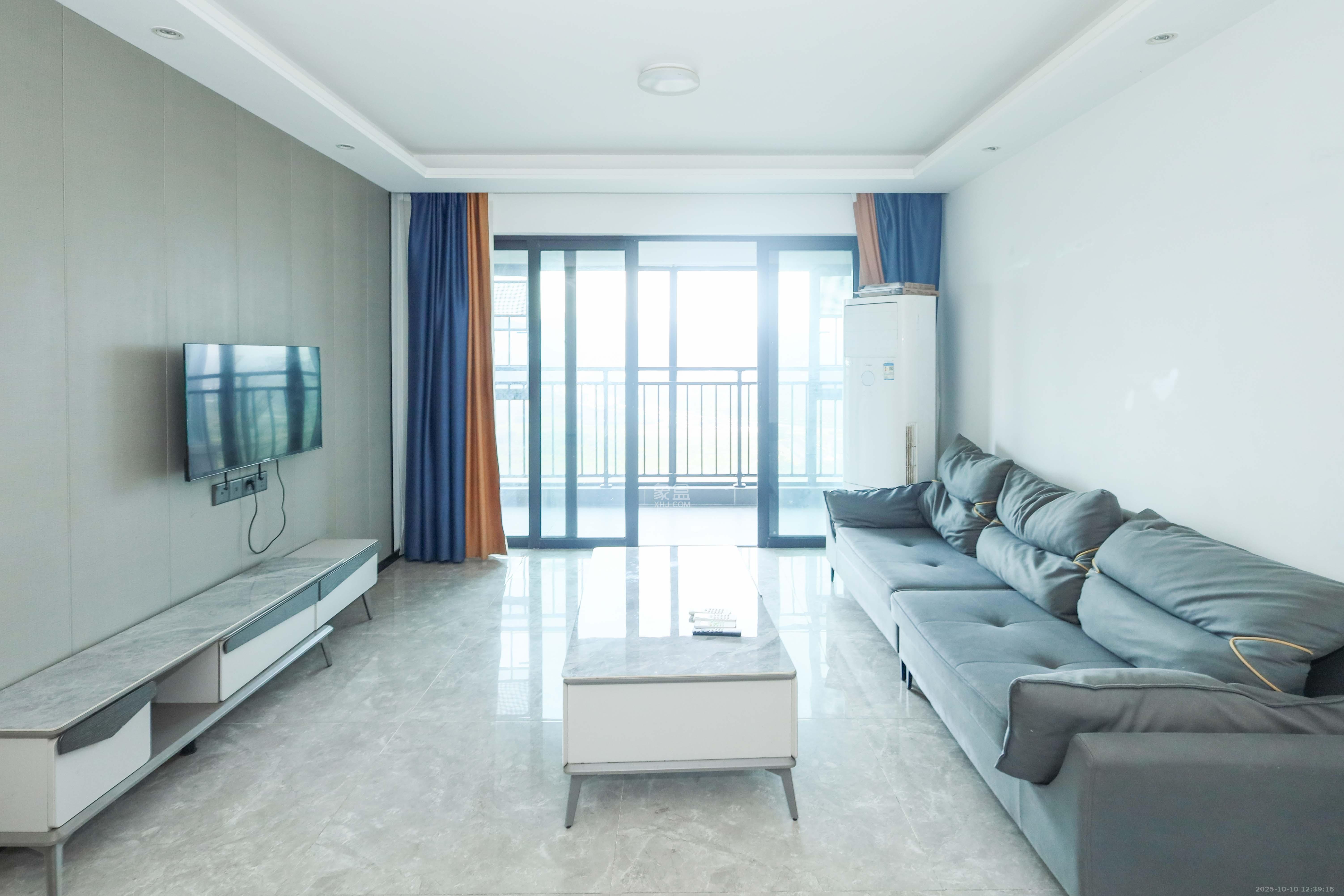 招商华发依云曦城  4室2厅2卫    168.0万