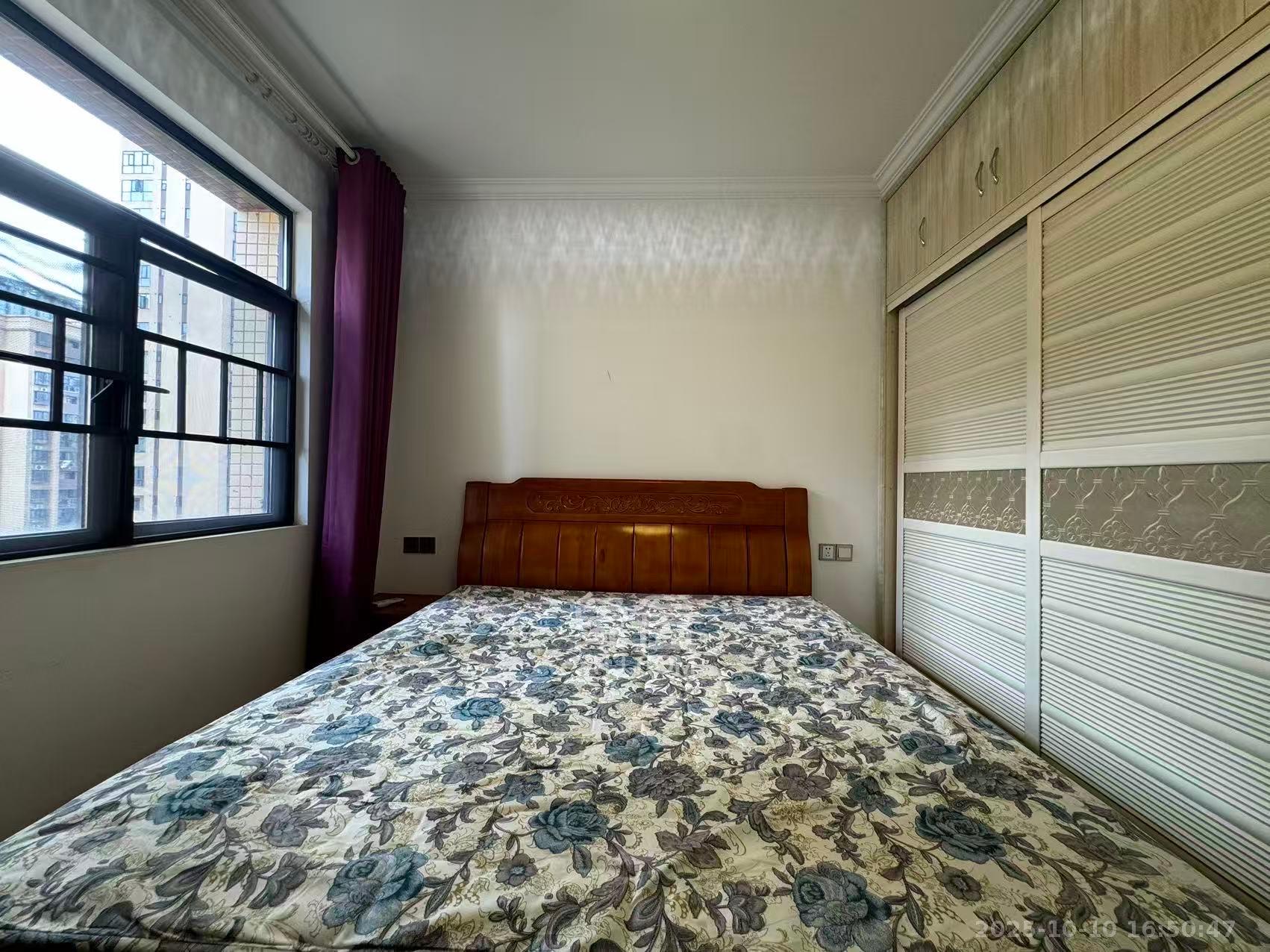 锦湘国际星城四期(金丽苑)  3室2厅1卫    2600.0元/月 锦湘国际星城四期(金丽苑)  3室2厅1卫    2600.0元/月室内图