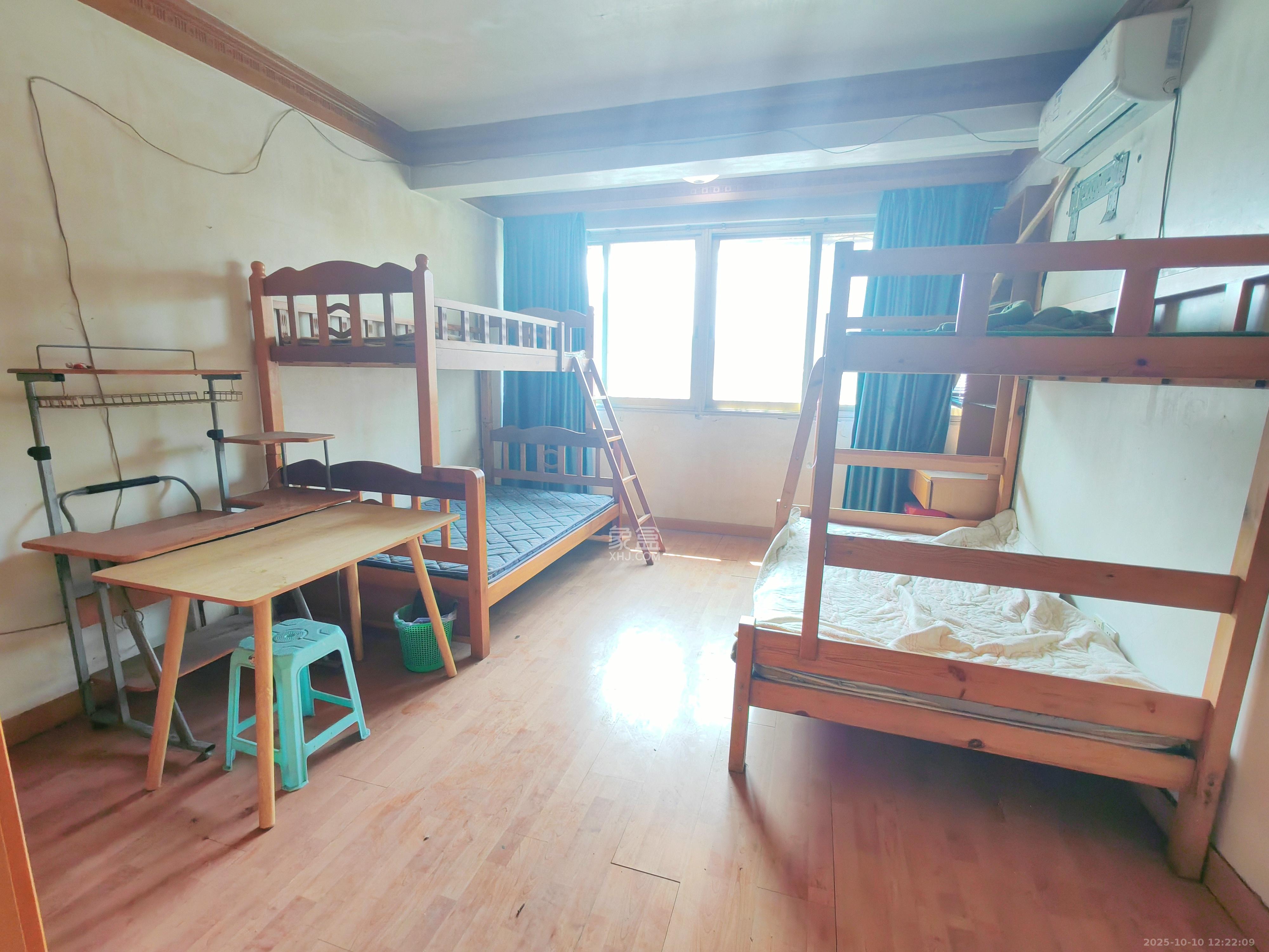 南天花园  3室2厅2卫    1800.0元/月 南天花园  3室2厅2卫    1800.0元/月室内图