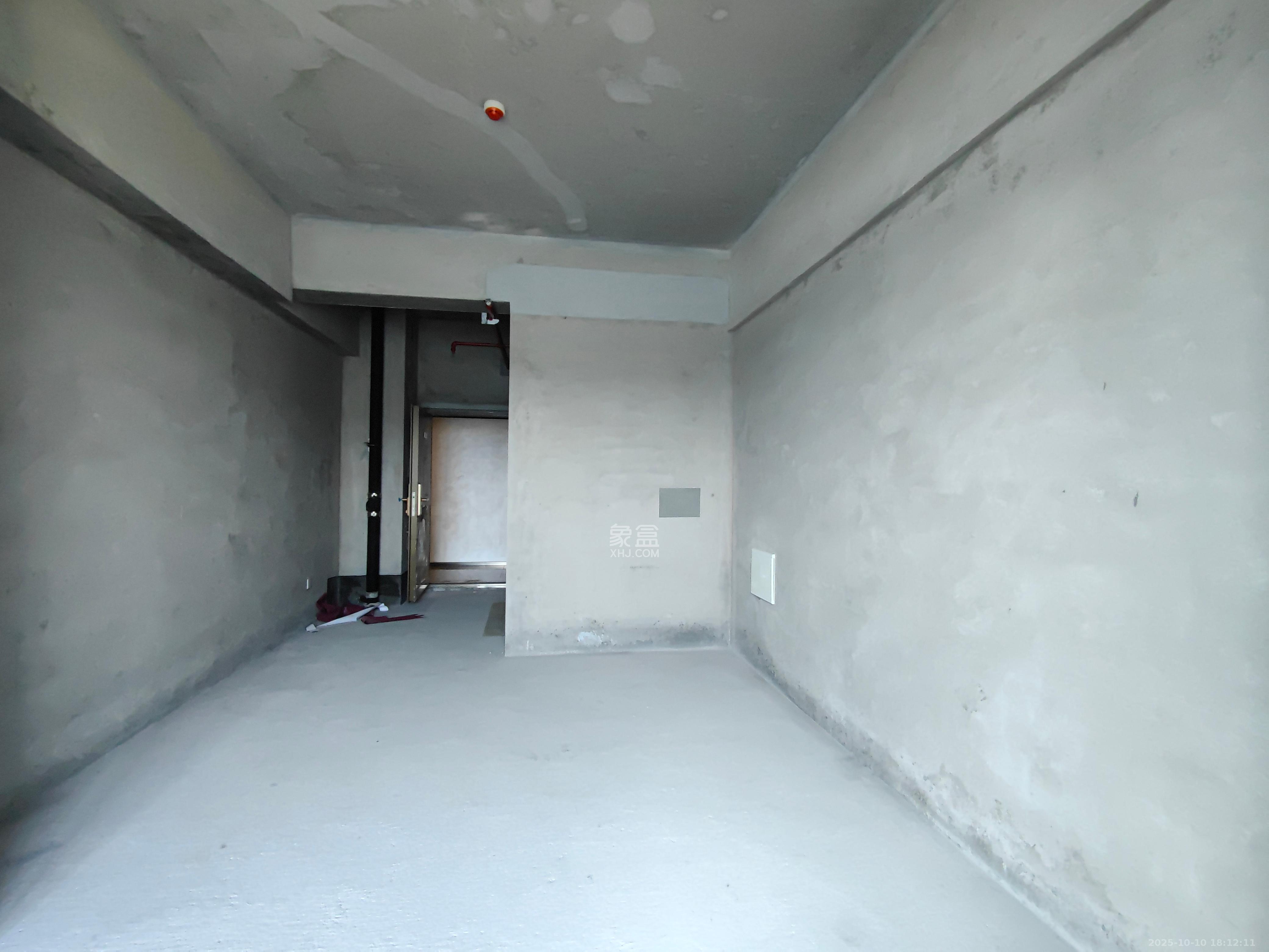 中建宝铂公馆  1室1厅1卫    1800.0元/月室内图