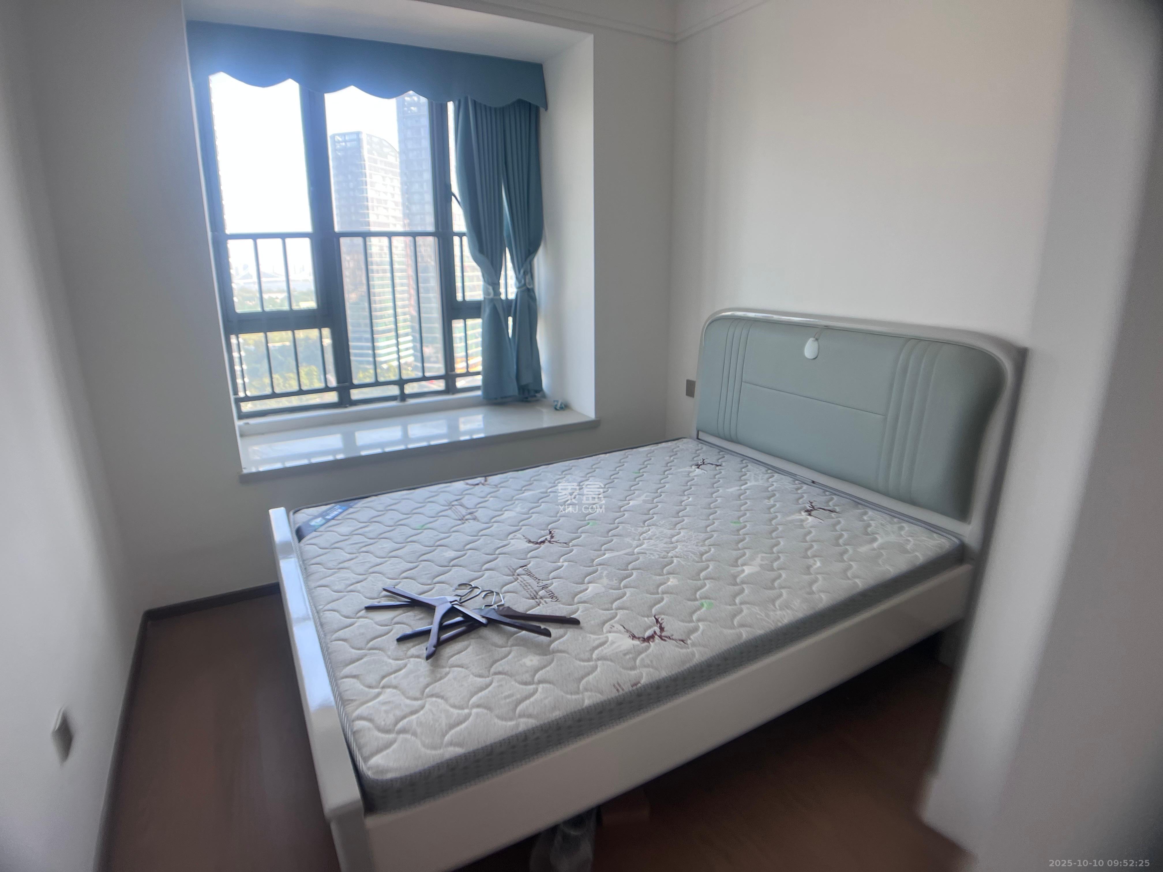 复地滨江金融中心 1室0厅0卫 4500.0元/月 复地滨江金融中心 1室0厅0卫 4500.0元/月室内图