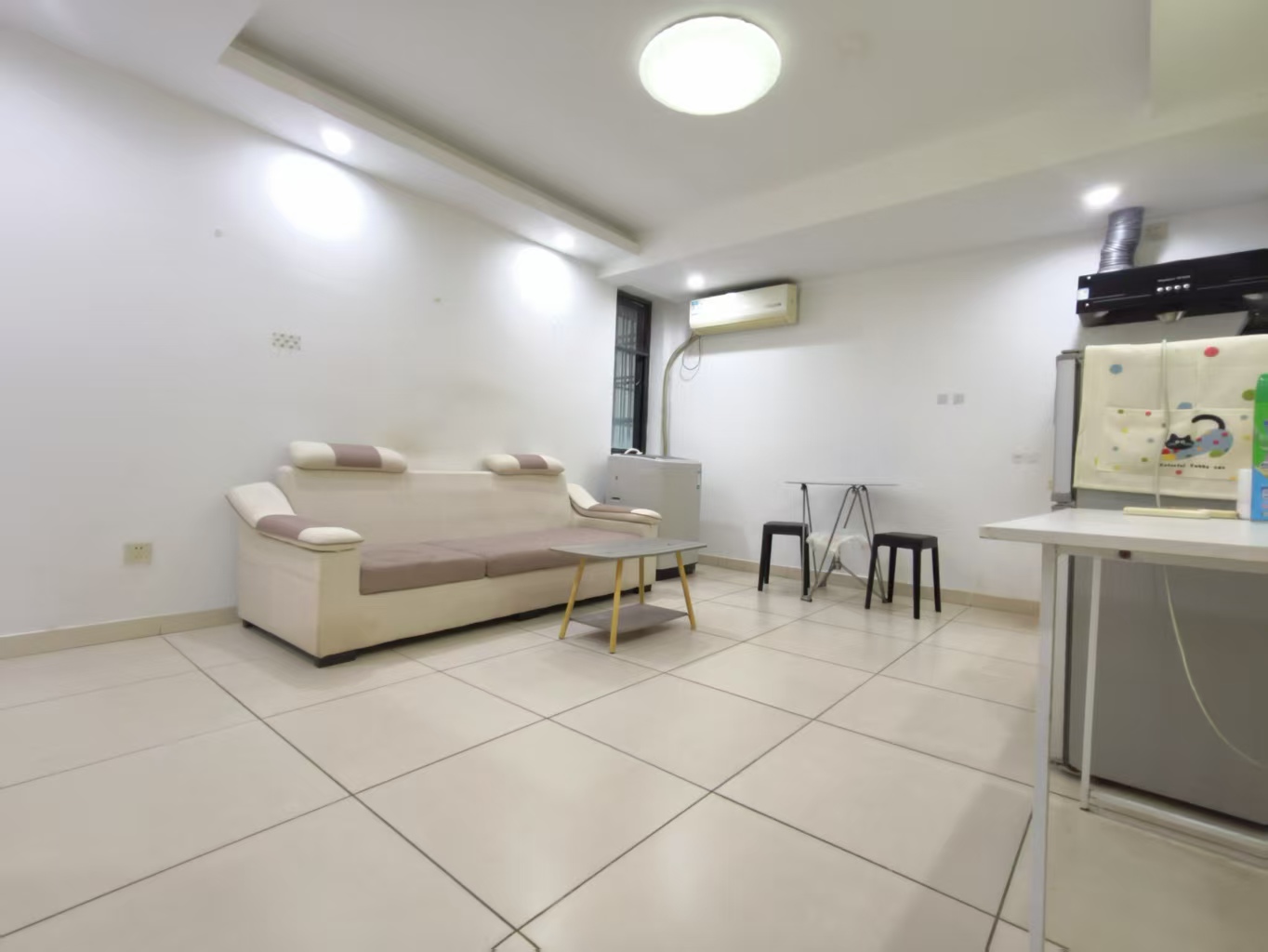 国贸花园 1室1厅1卫 1700.0元/月 国贸花园 1室1厅1卫 1700.0元/月室内图