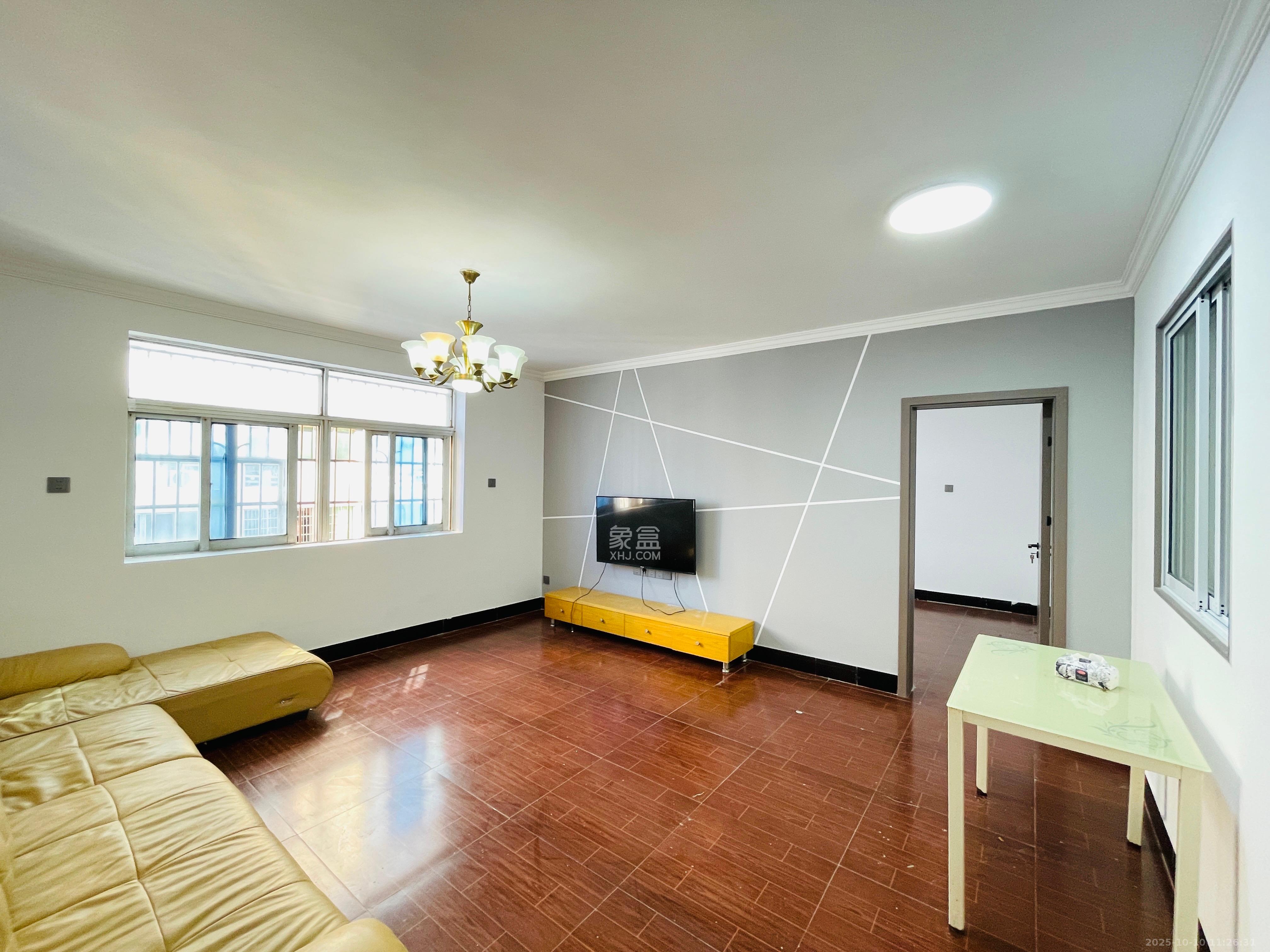 远东公寓  4室1厅2卫    2900.0元/月 远东公寓  4室1厅2卫    2900.0元/月室内图