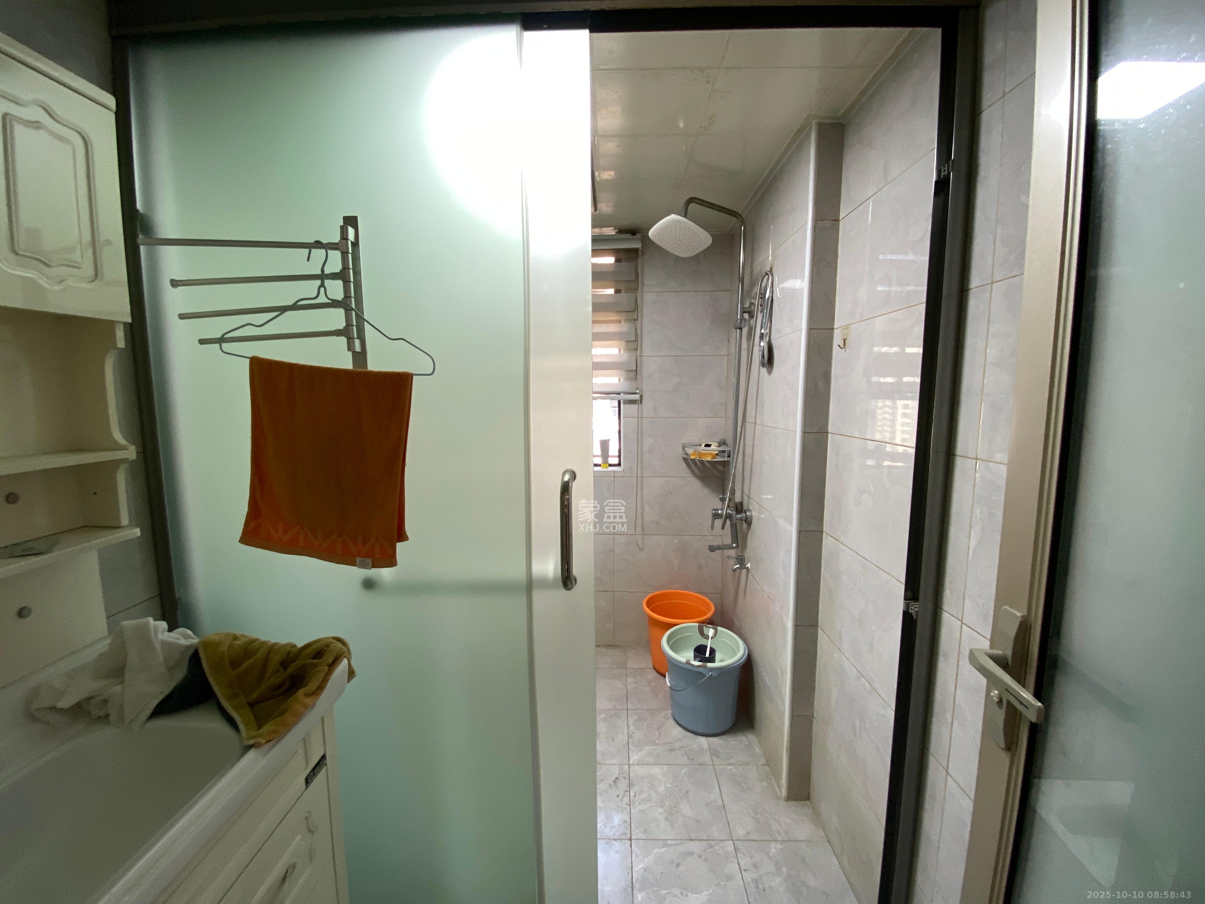 深业喜汇  4室2厅2卫    3000.0元/月室内图