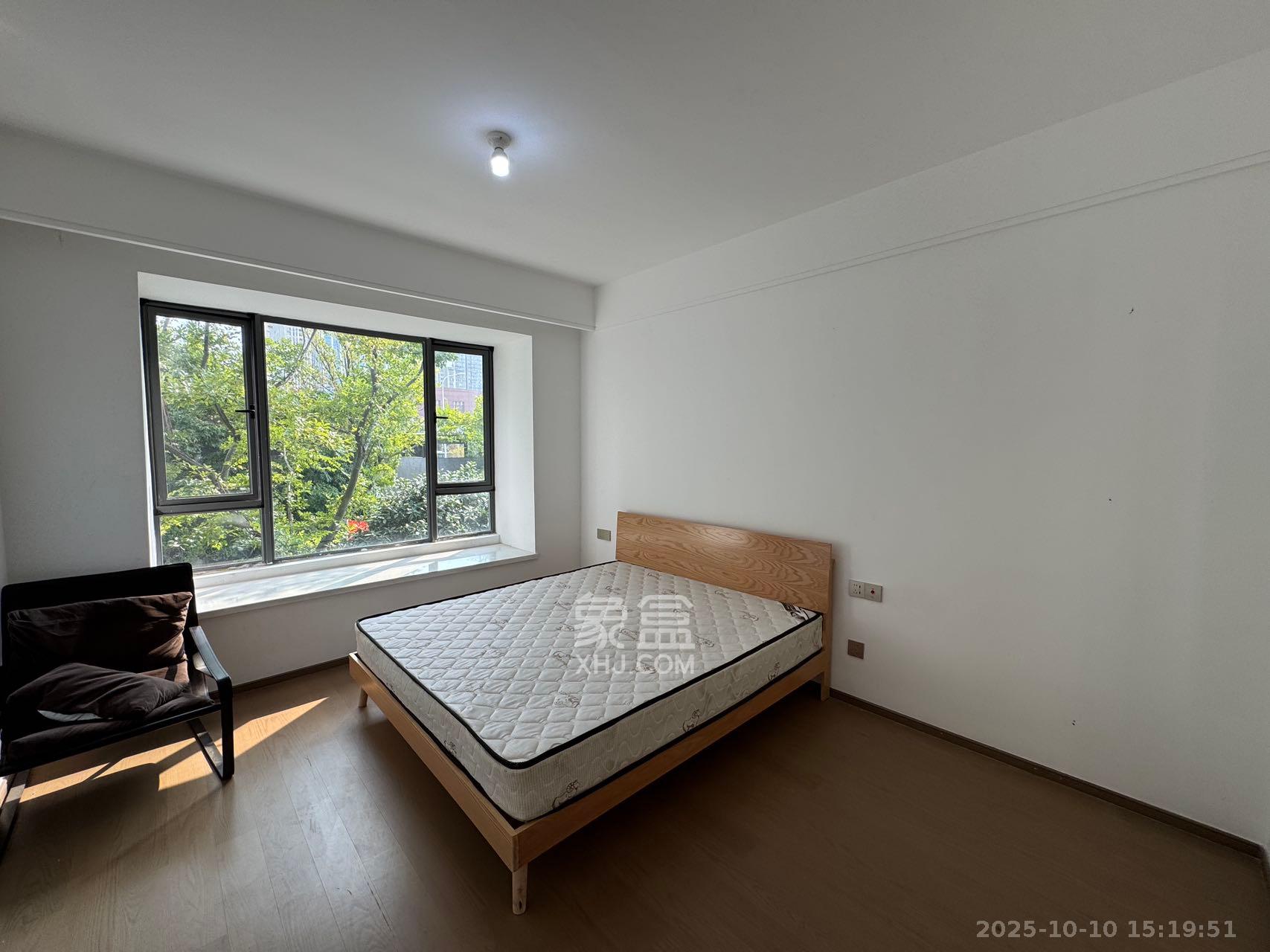 复地滨江金融中心 4室2厅2卫 5000.0元/月 复地滨江金融中心 4室2厅2卫 5000.0元/月室内图