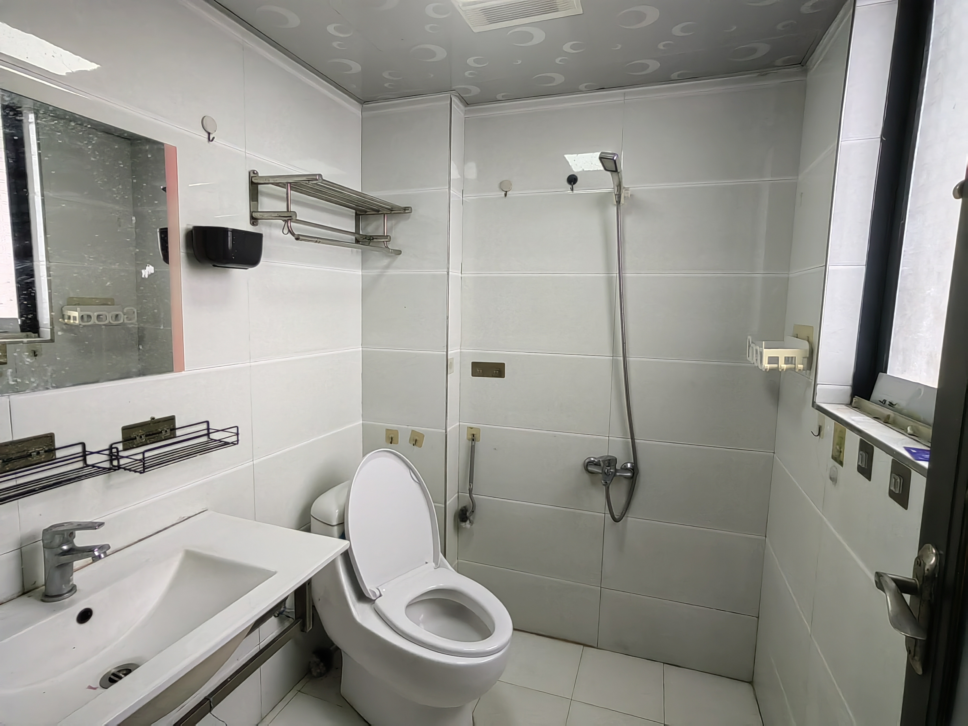 锦绣佳苑 2室2厅1卫 1200.0元/月 锦绣佳苑 2室2厅1卫 1200.0元/月室内图