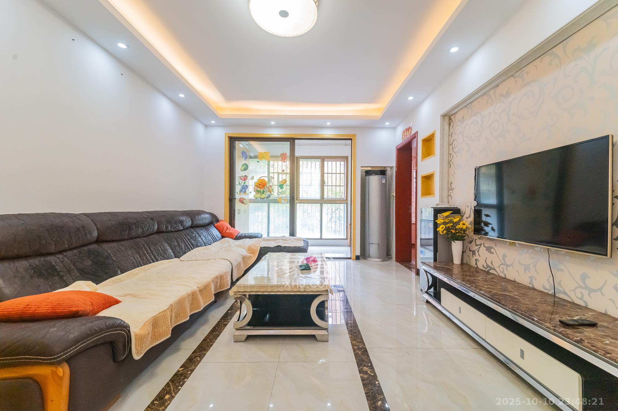 华润凤凰城三期  1室2厅1卫    69.8万