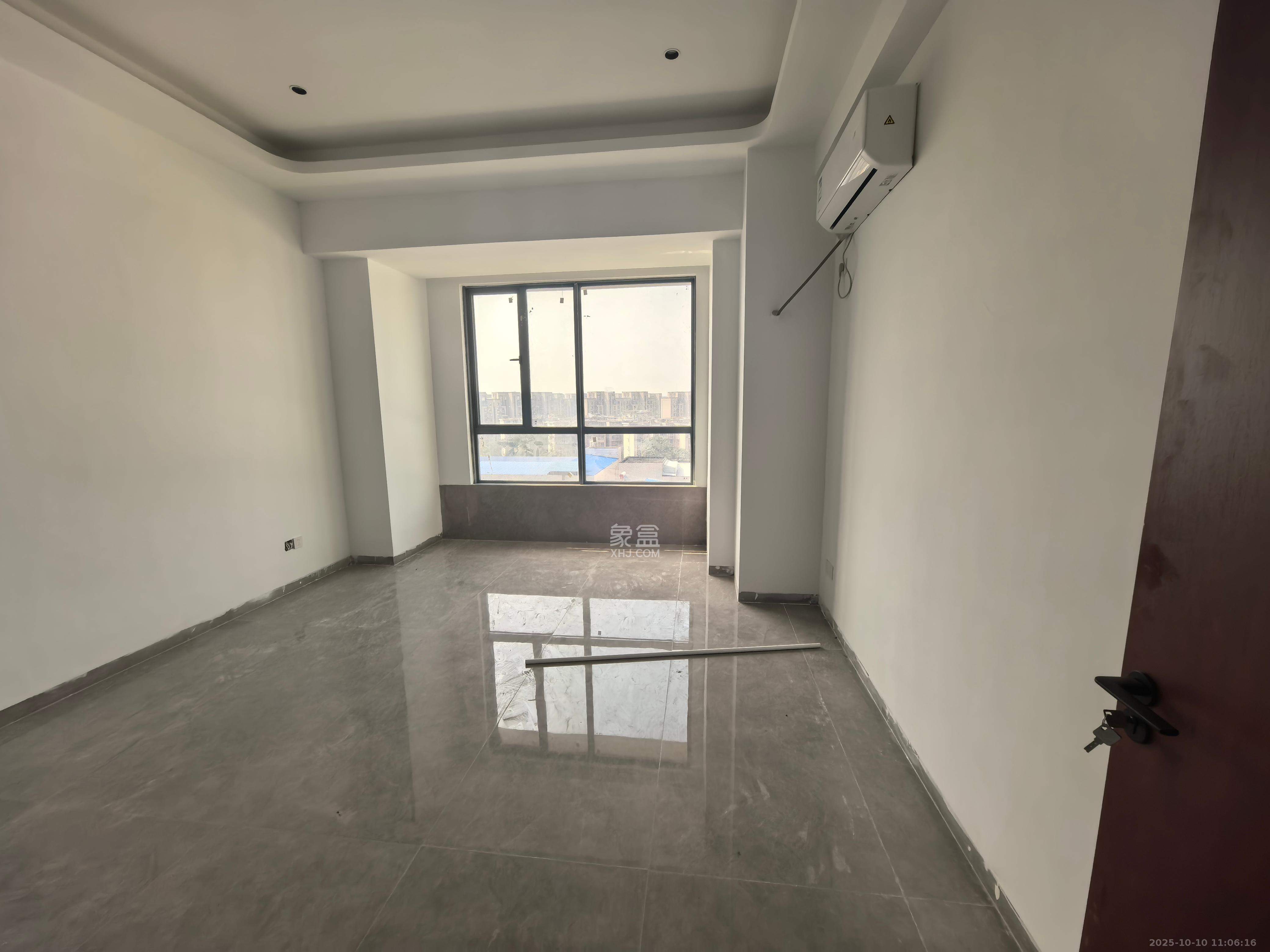 天经国际企业街区   260.0㎡      12000.0元/月室内图