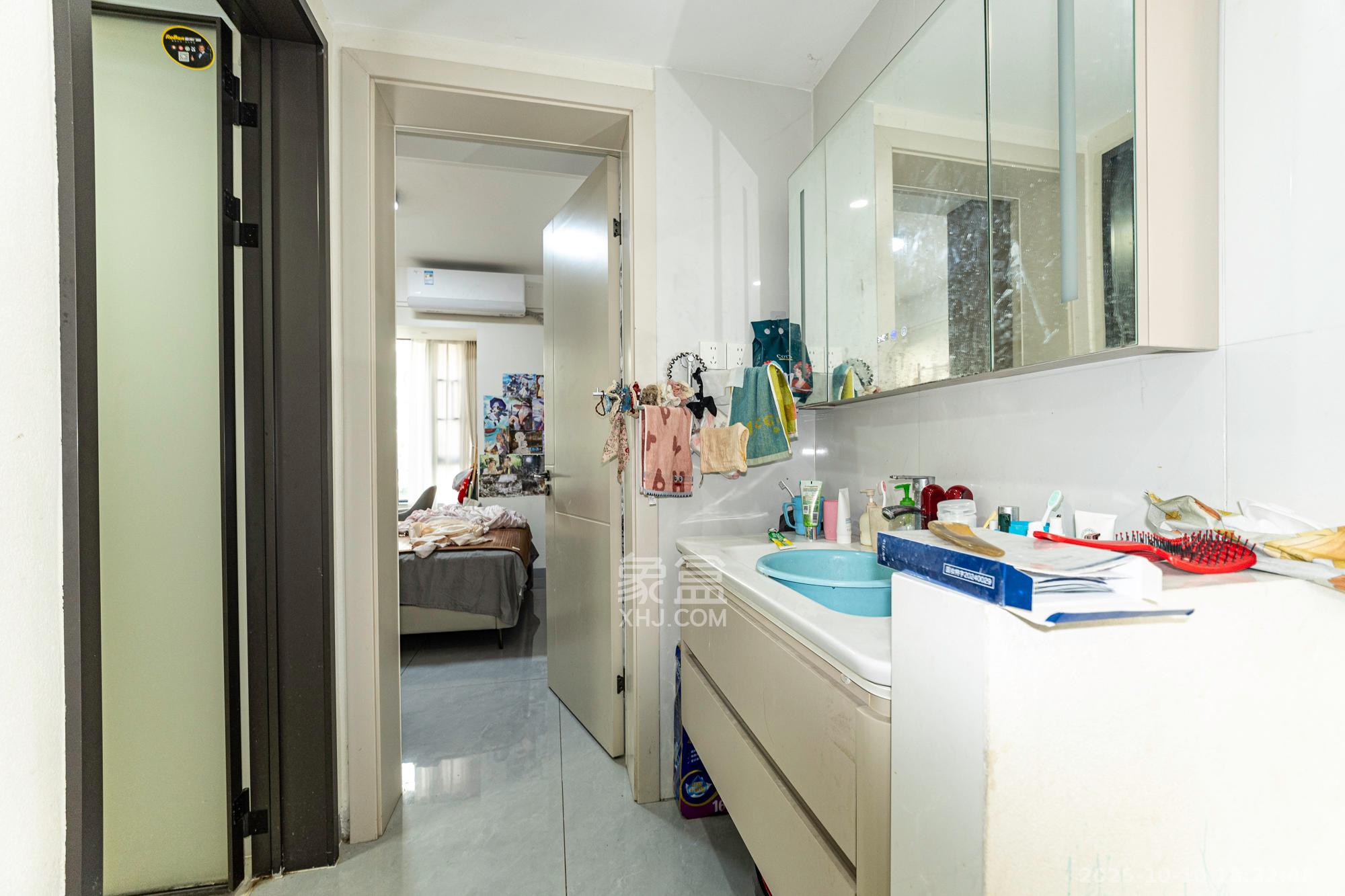 保利金香槟 3室2厅2卫 129.0万 保利金香槟 3室2厅2卫 129.0万卫生间