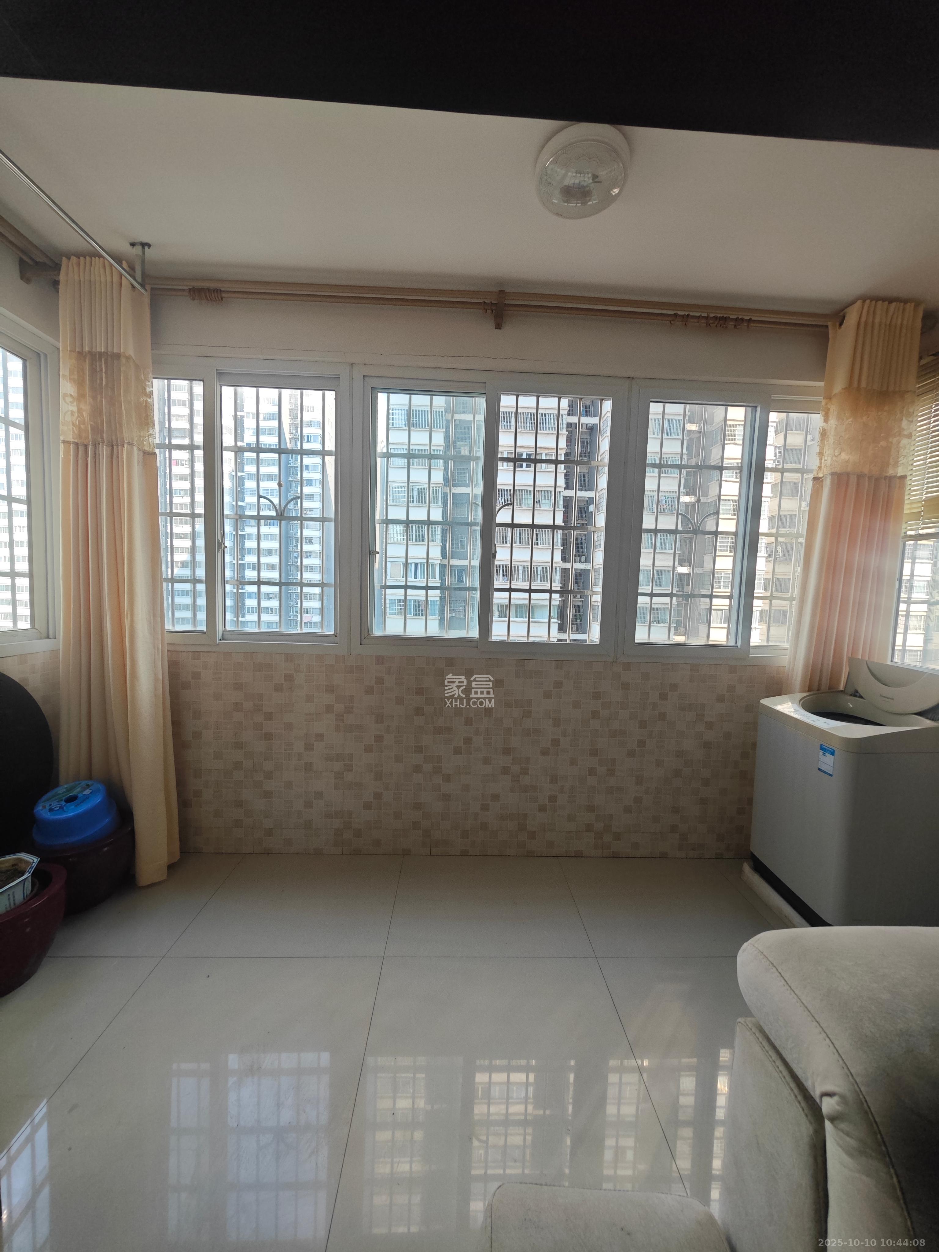 锦璨家园 3室2厅2卫 1800.0元/月 锦璨家园 3室2厅2卫 1800.0元/月室内图