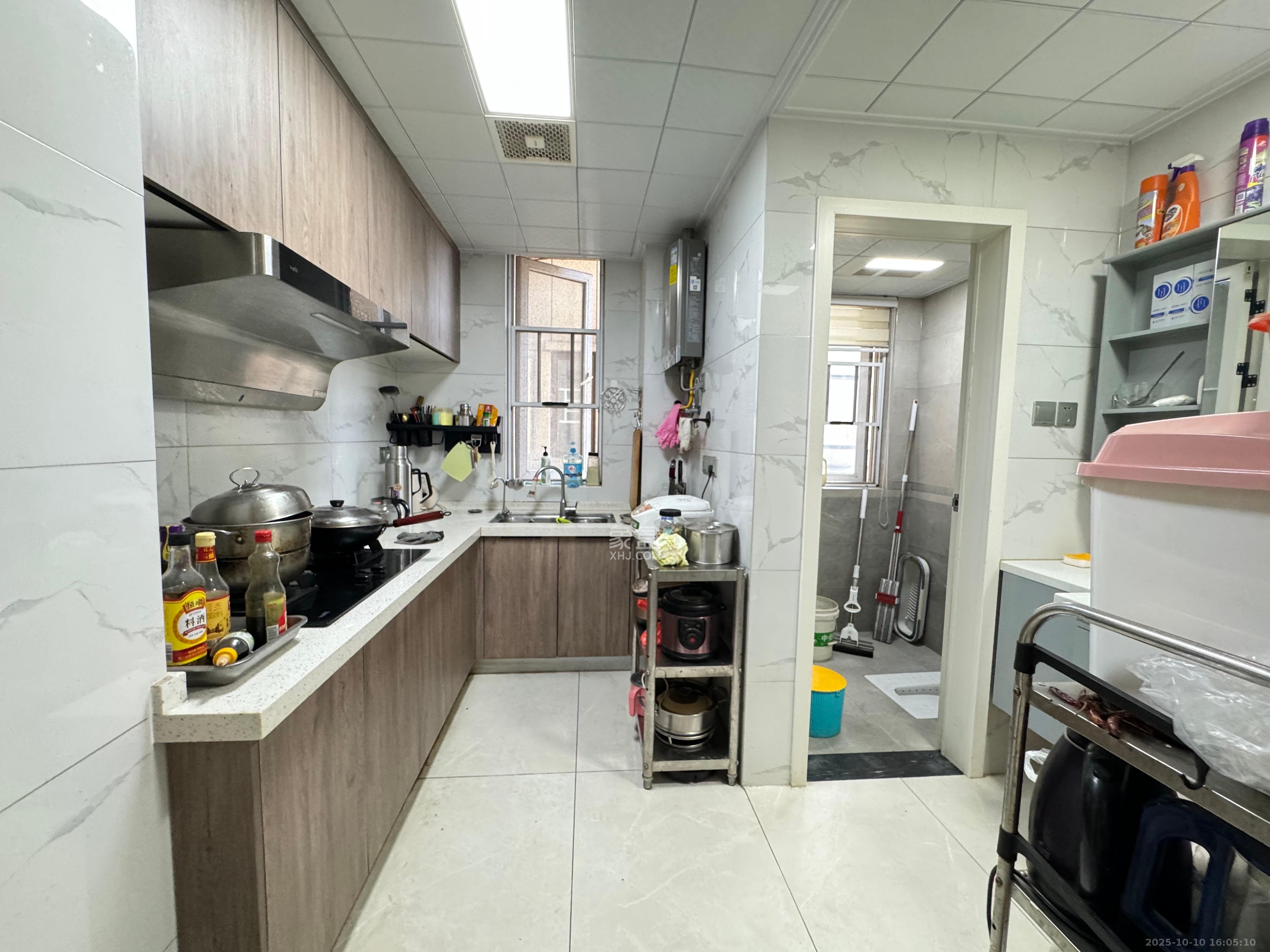 芙蓉万国城MOMA(卓越汇富苑) 4室2厅2卫 3200.0元/月 芙蓉万国城MOMA(卓越汇富苑) 4室2厅2卫 3200.0元/月室内图