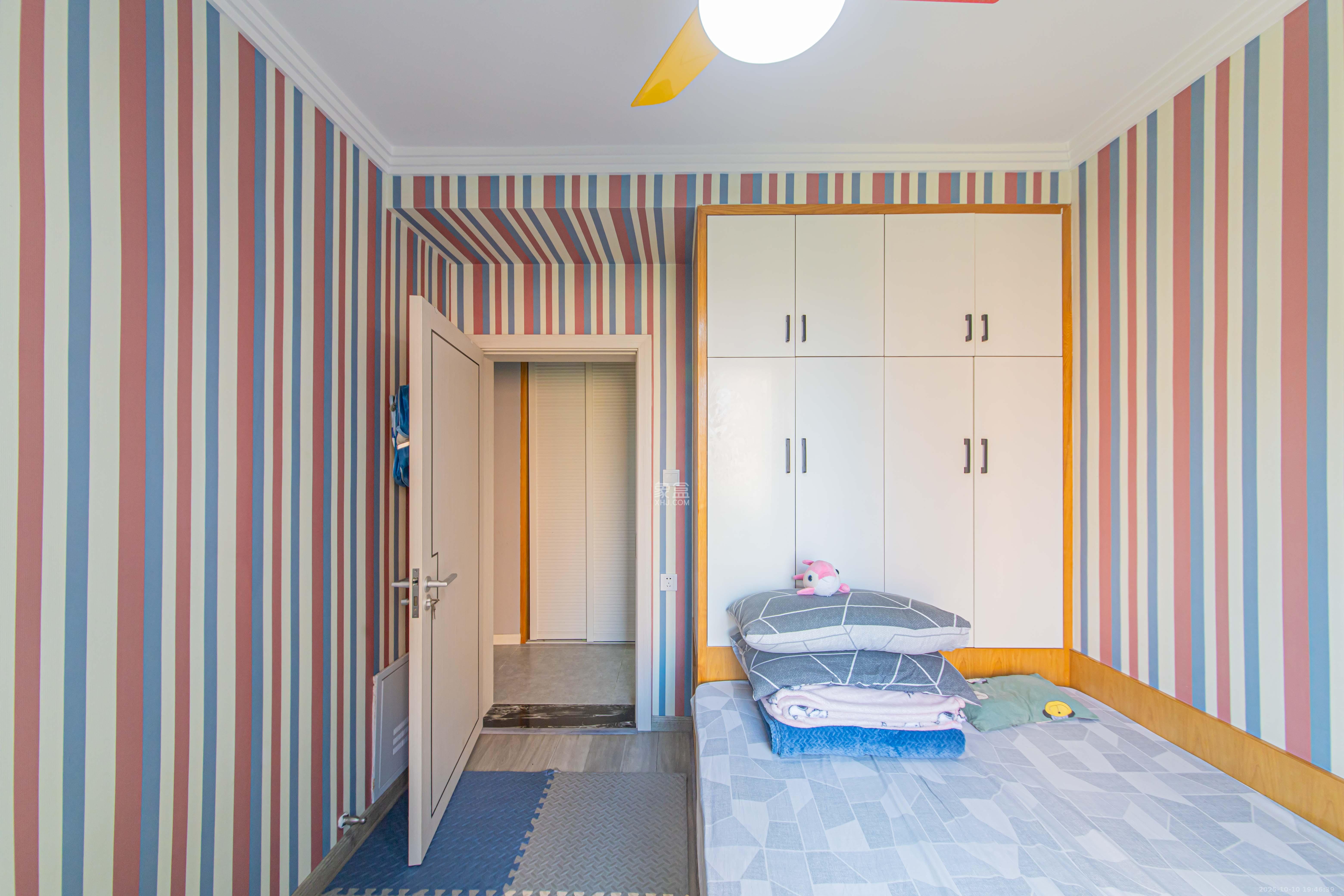 鑫远悦城（鑫远悦时代）  3室2厅1卫    110.0万卧室