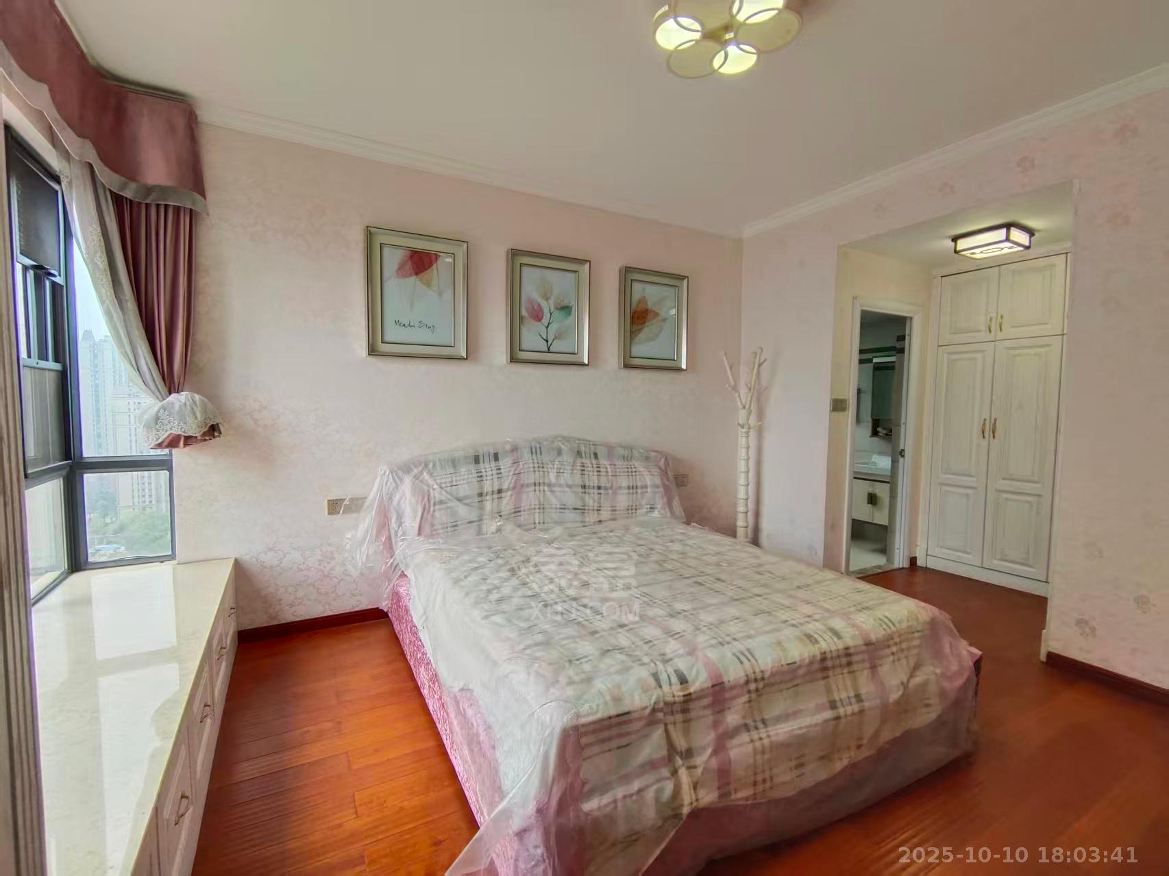 湘银星城 4室2厅2卫 4000.0元/月 湘银星城 4室2厅2卫 4000.0元/月室内图