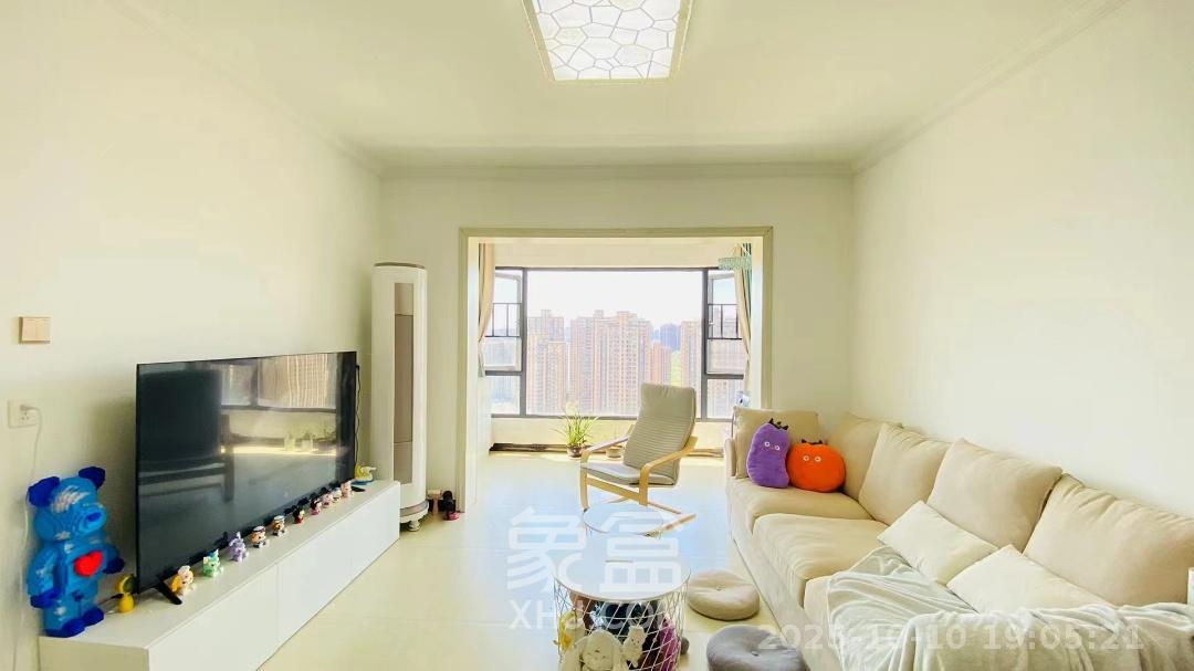 融科檀香山(融科紫檀、香山国际) 2室1厅1卫 2800.0元/月 融科檀香山(融科紫檀、香山国际) 2室1厅1卫 2800.0元/月室内图