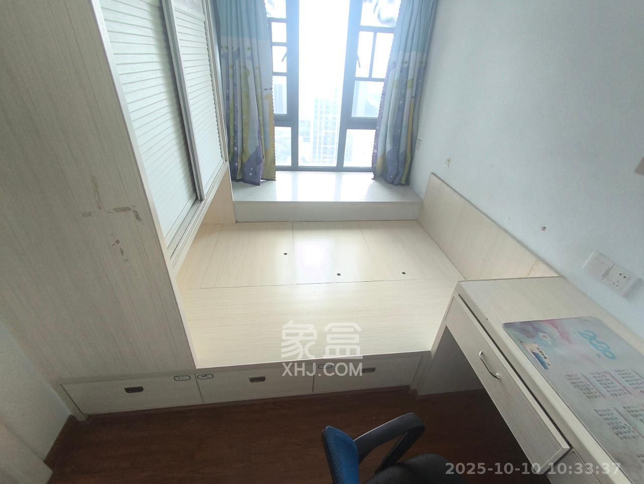 南山十里天池  3室2厅1卫    2300.0元/月 南山十里天池  3室2厅1卫    2300.0元/月室内图