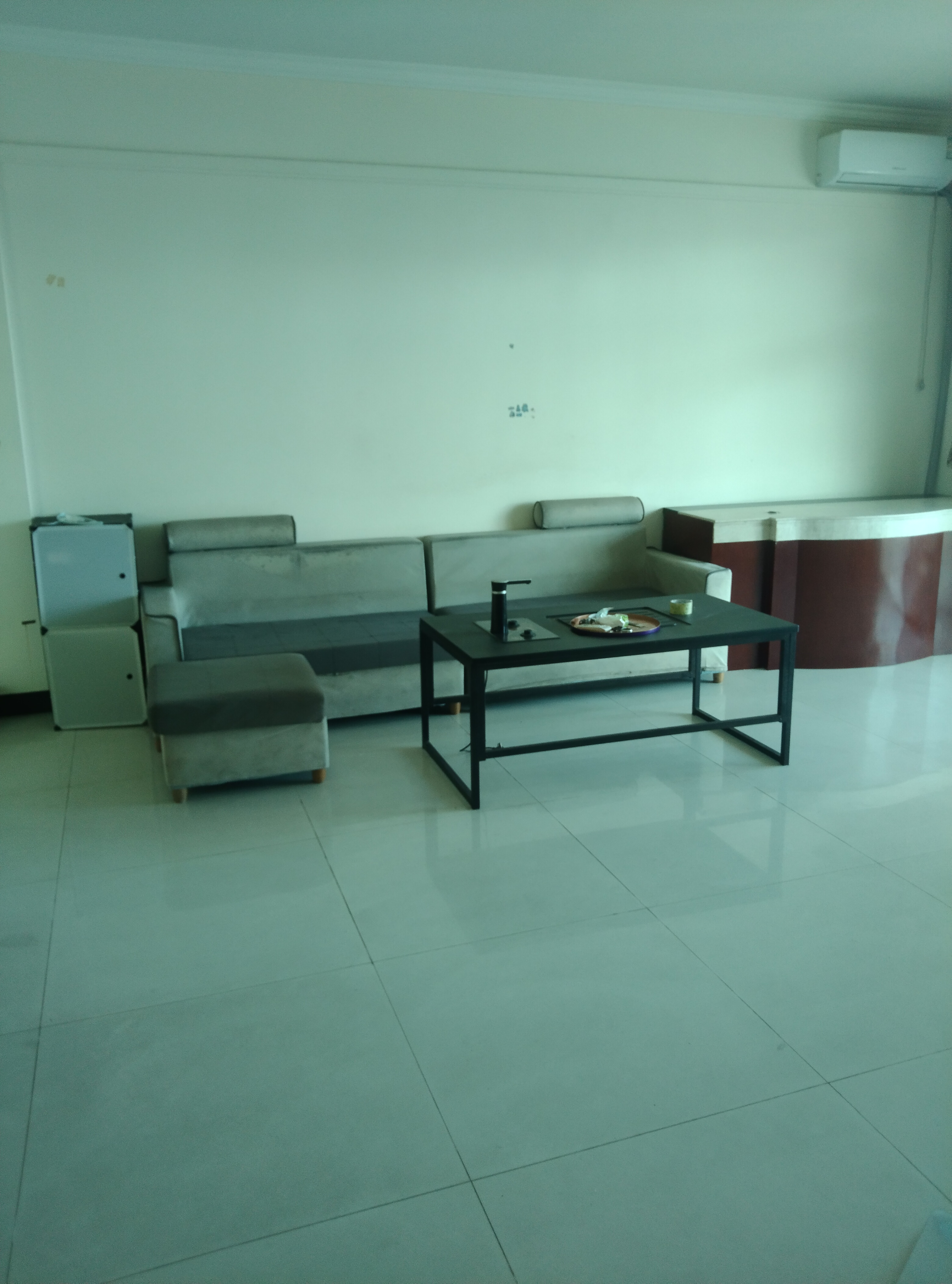 福隆公寓 4室2厅2卫 3000.0元/月 福隆公寓 4室2厅2卫 3000.0元/月室内图