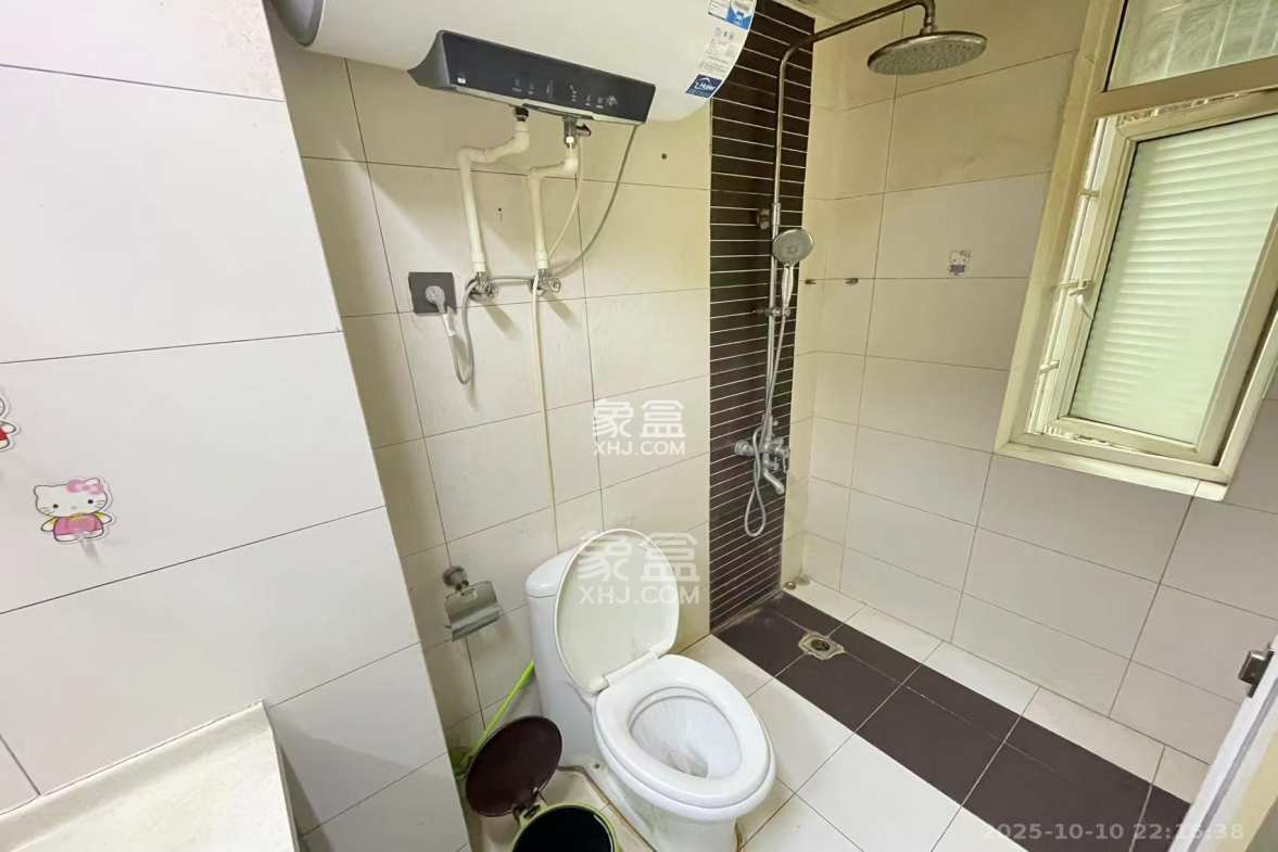 天心华庭 1室1厅1卫 2000.0元/月 天心华庭 1室1厅1卫 2000.0元/月室内图