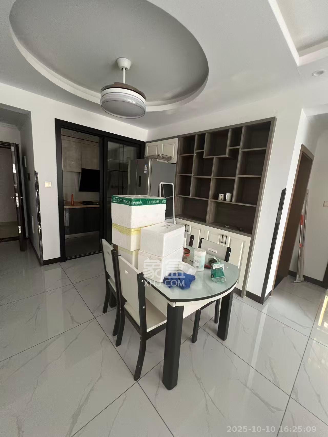 金南家园三期 2室1厅1卫 2350.0元/月 金南家园三期 2室1厅1卫 2350.0元/月室内图