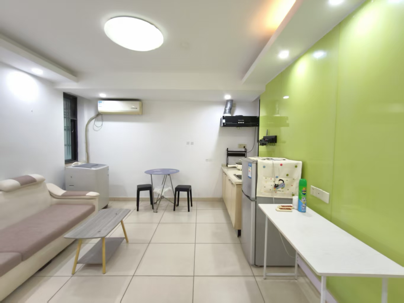 国贸花园 1室1厅1卫 1700.0元/月 国贸花园 1室1厅1卫 1700.0元/月室内图